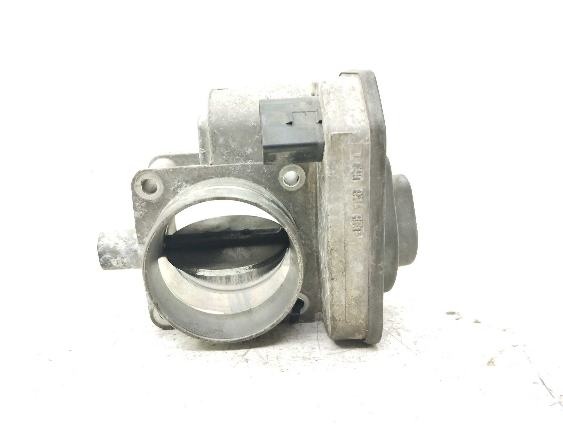 Recambio de caja mariposa para volkswagen polo (9n1) conceptline referencia OEM IAM 038128063C  