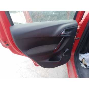 GUARNECIDO PUERTA TRASERA IZQUIERDA 