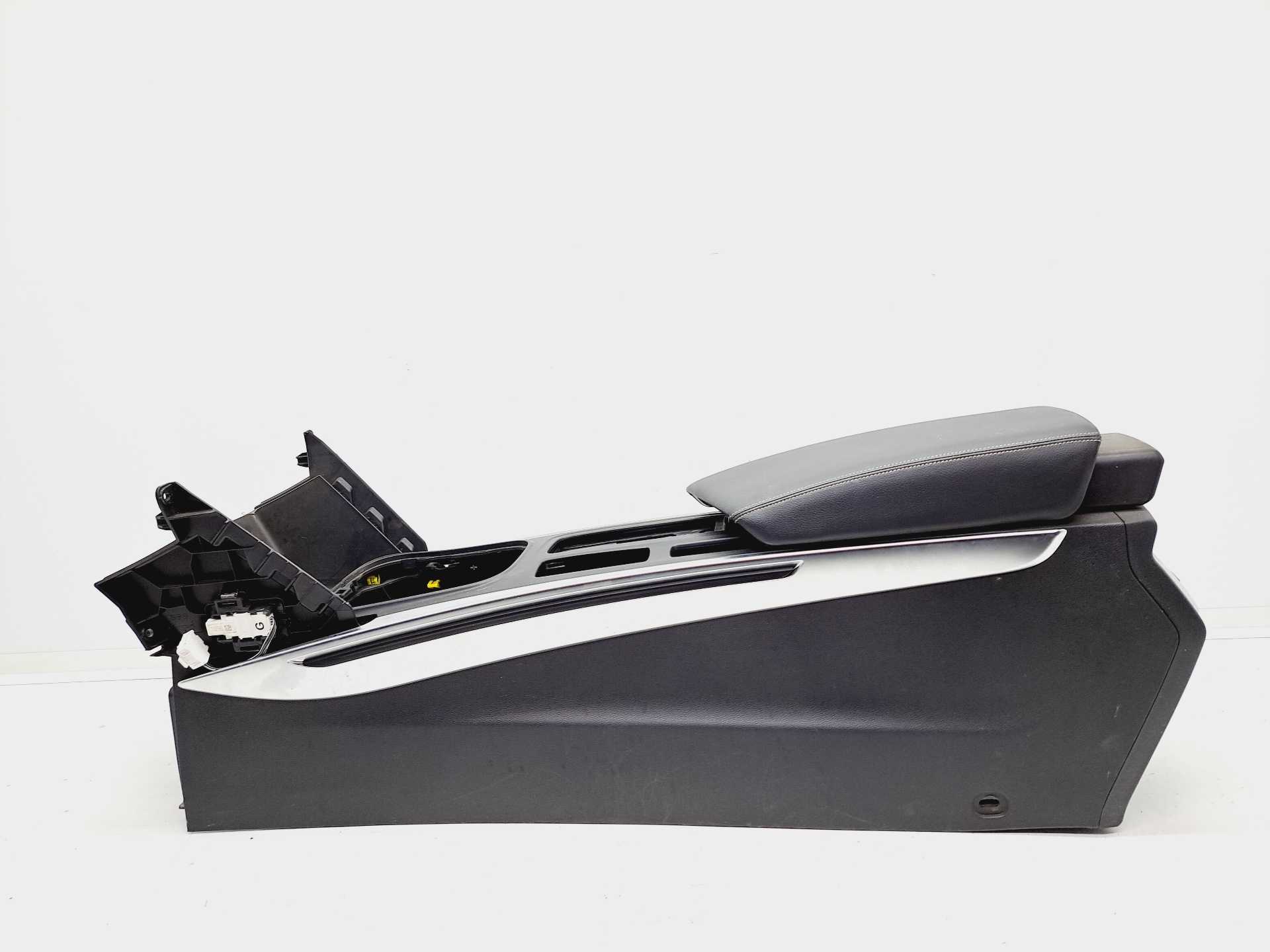 Recambio de consola central para renault megane iv grandtour 1.6 dci diesel fap energy referencia OEM IAM 0969109180R  