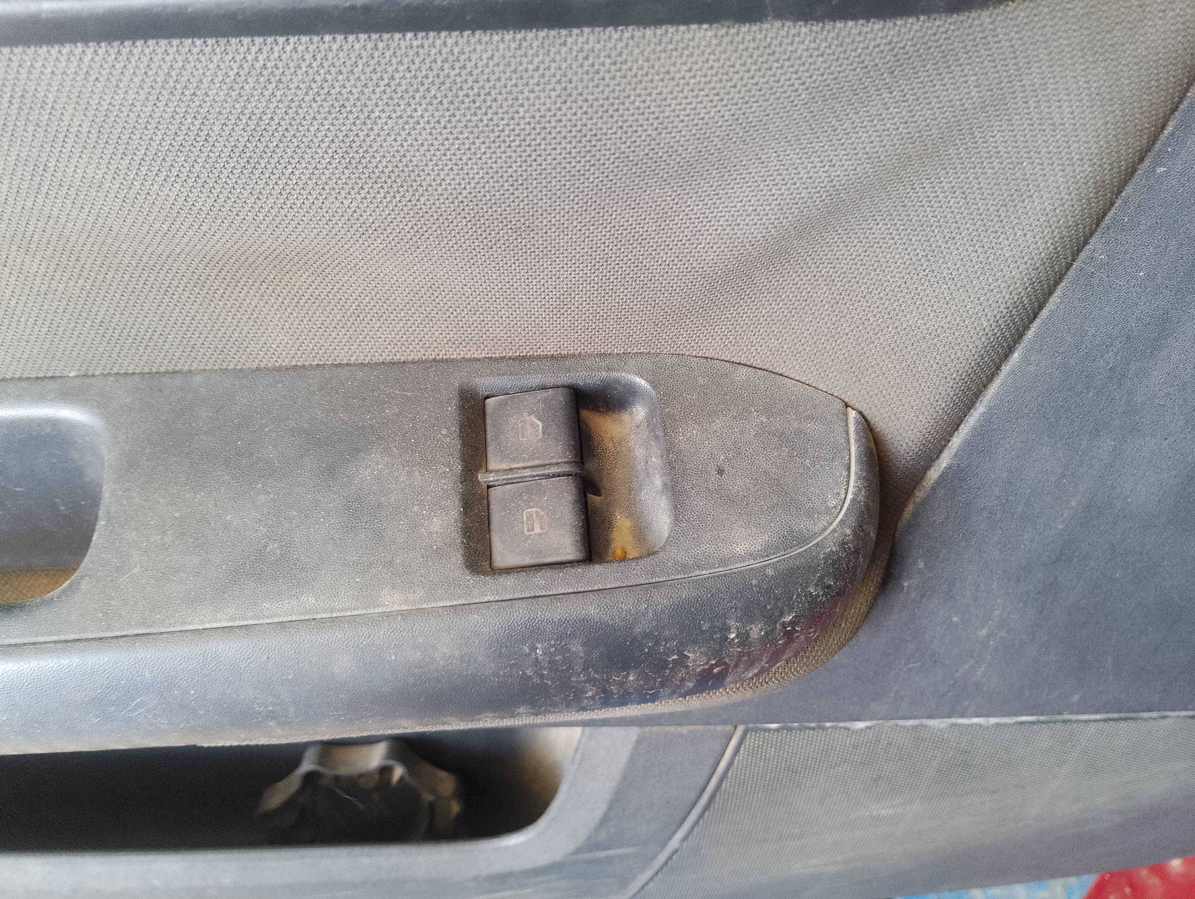 Recambio de mando elevalunas delantero izquierdo para seat ibiza (6l1) cool referencia OEM IAM 6L186717F  