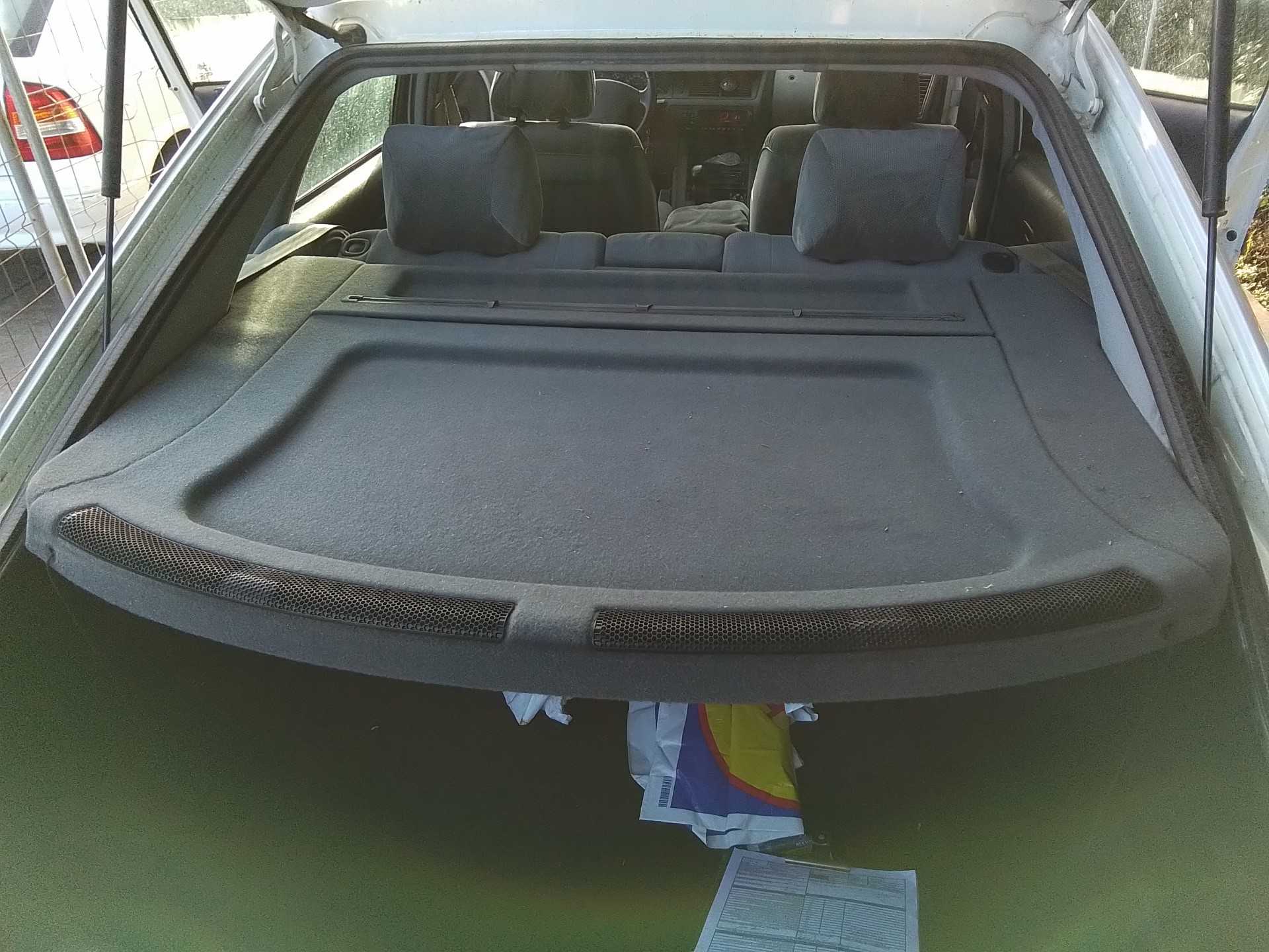 Recambio de bandeja trasera para renault safrane (b54) 2.2 si referencia OEM IAM   