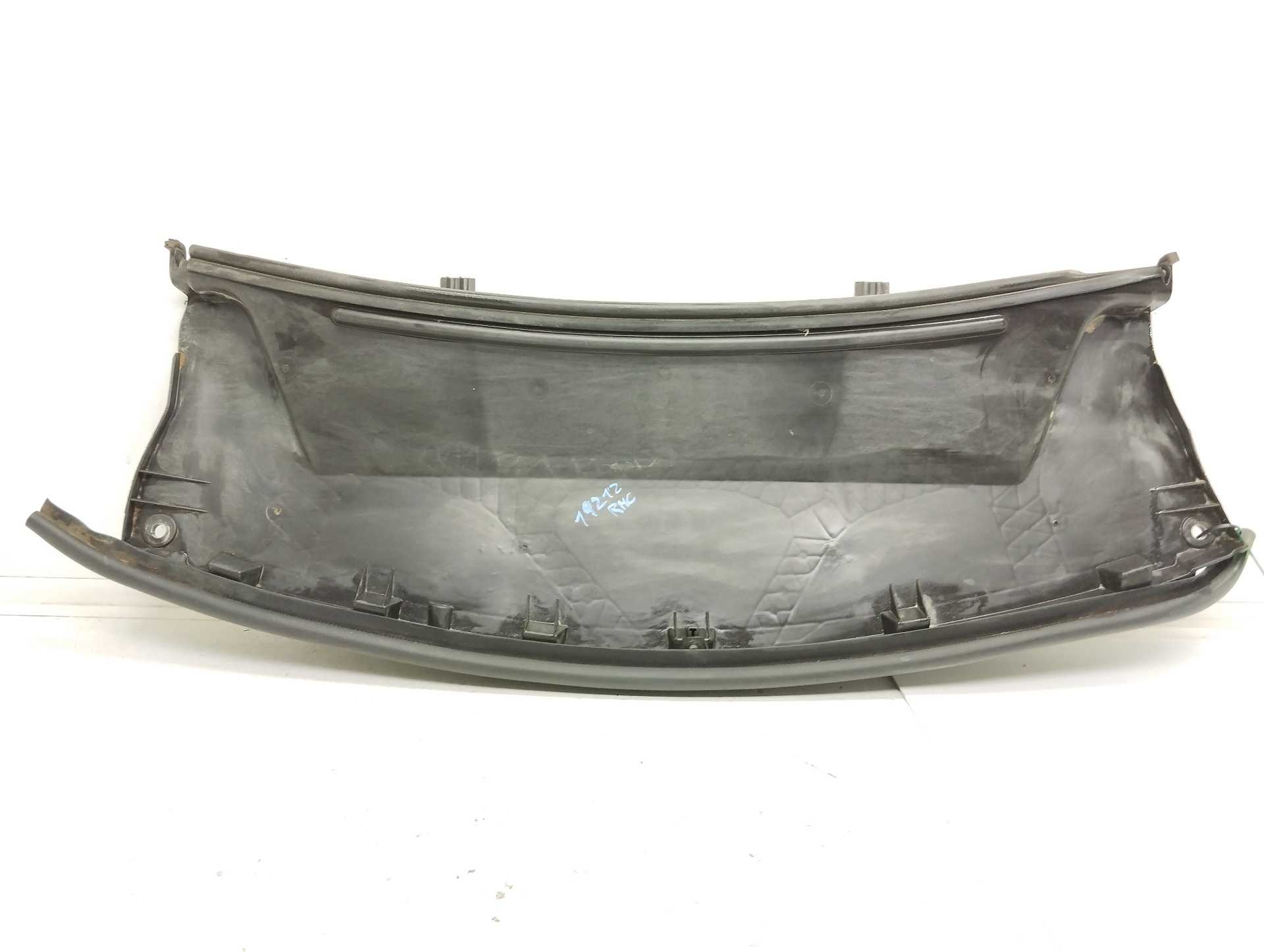 Recambio de torpedo para renault scenic iv black edition referencia OEM IAM 668103341R  
