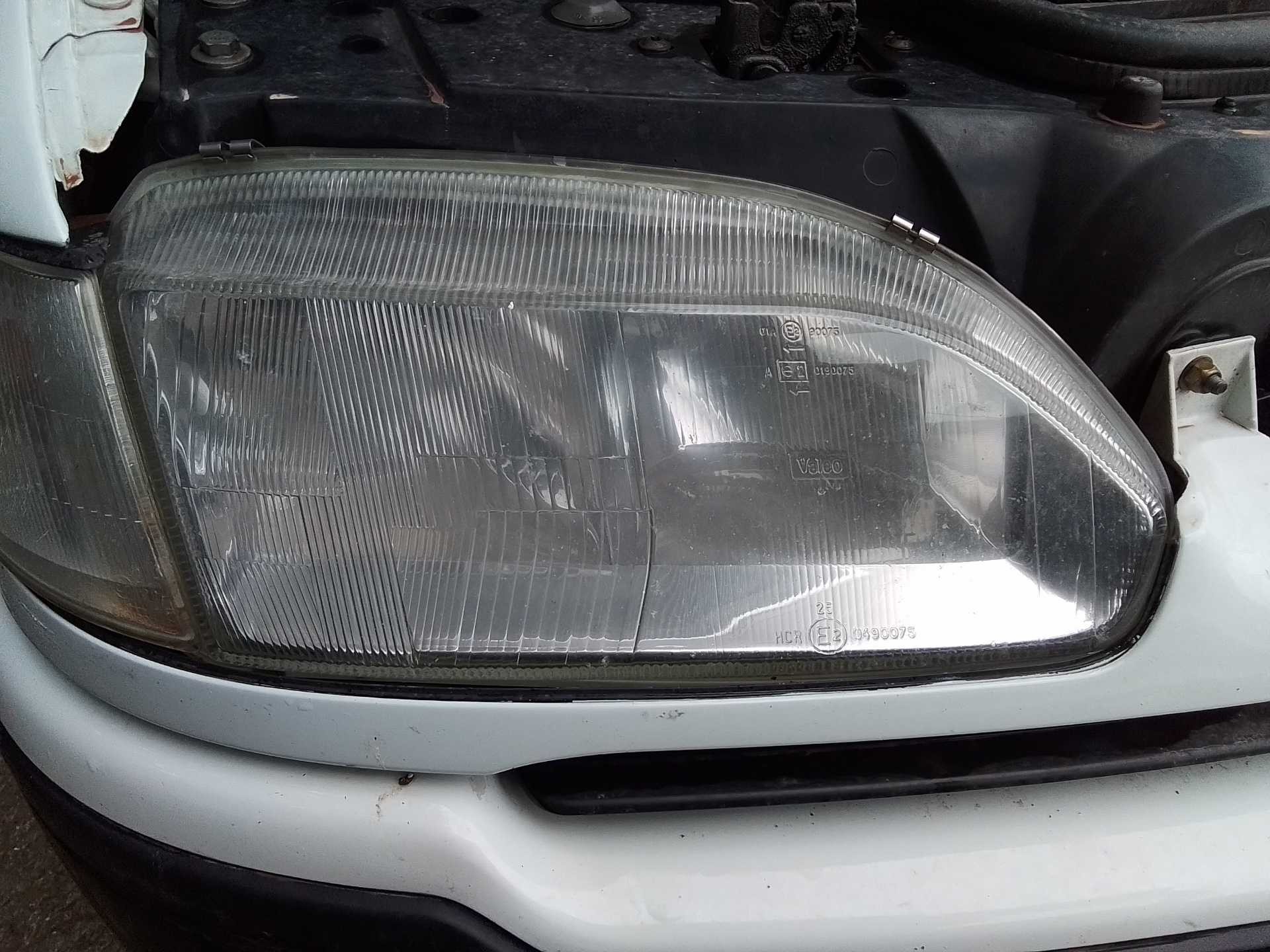 Recambio de faro derecho para renault safrane (b54) 2.2 si referencia OEM IAM   