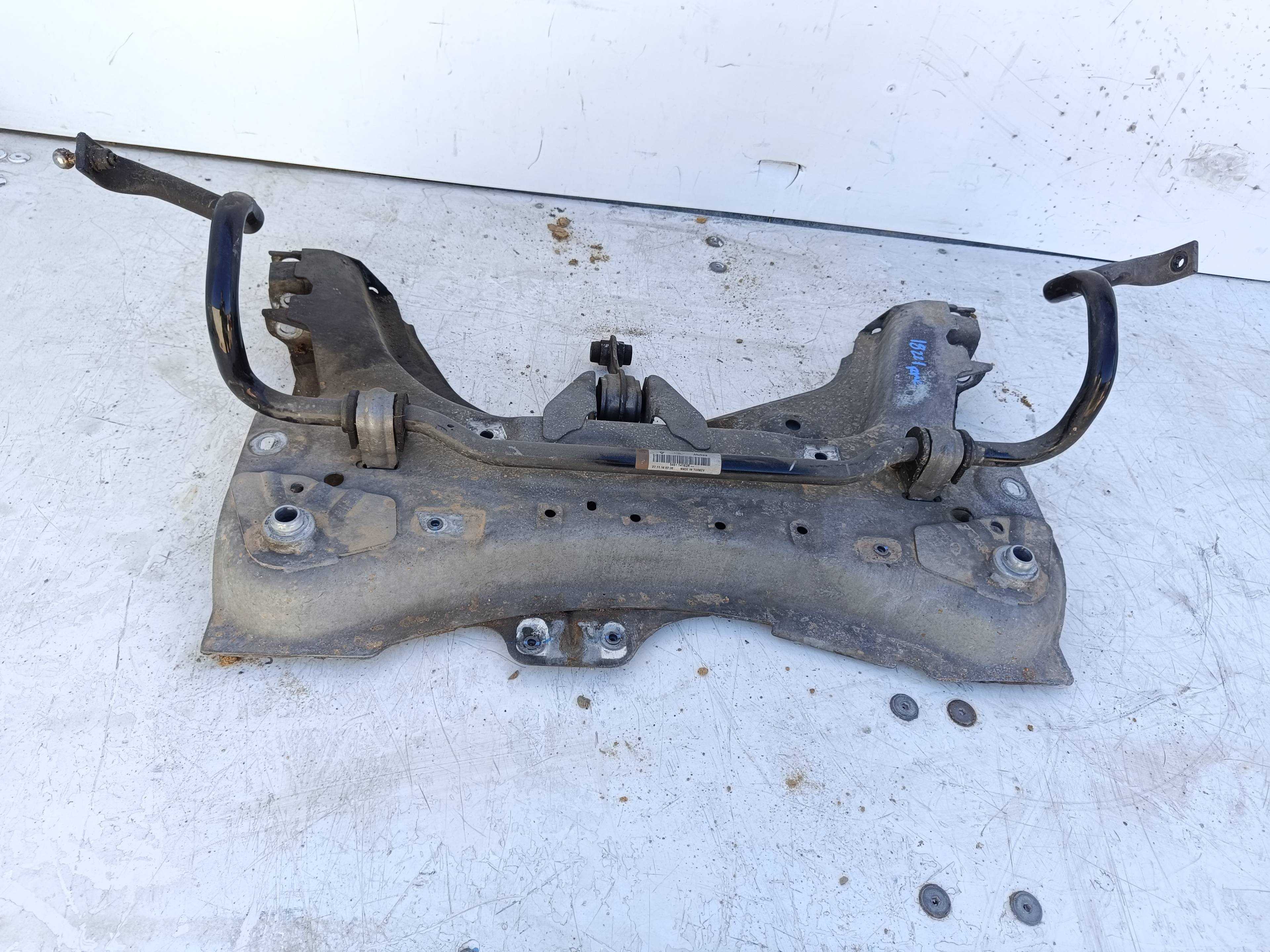 Recambio de cuna motor para renault clio iv referencia OEM IAM   