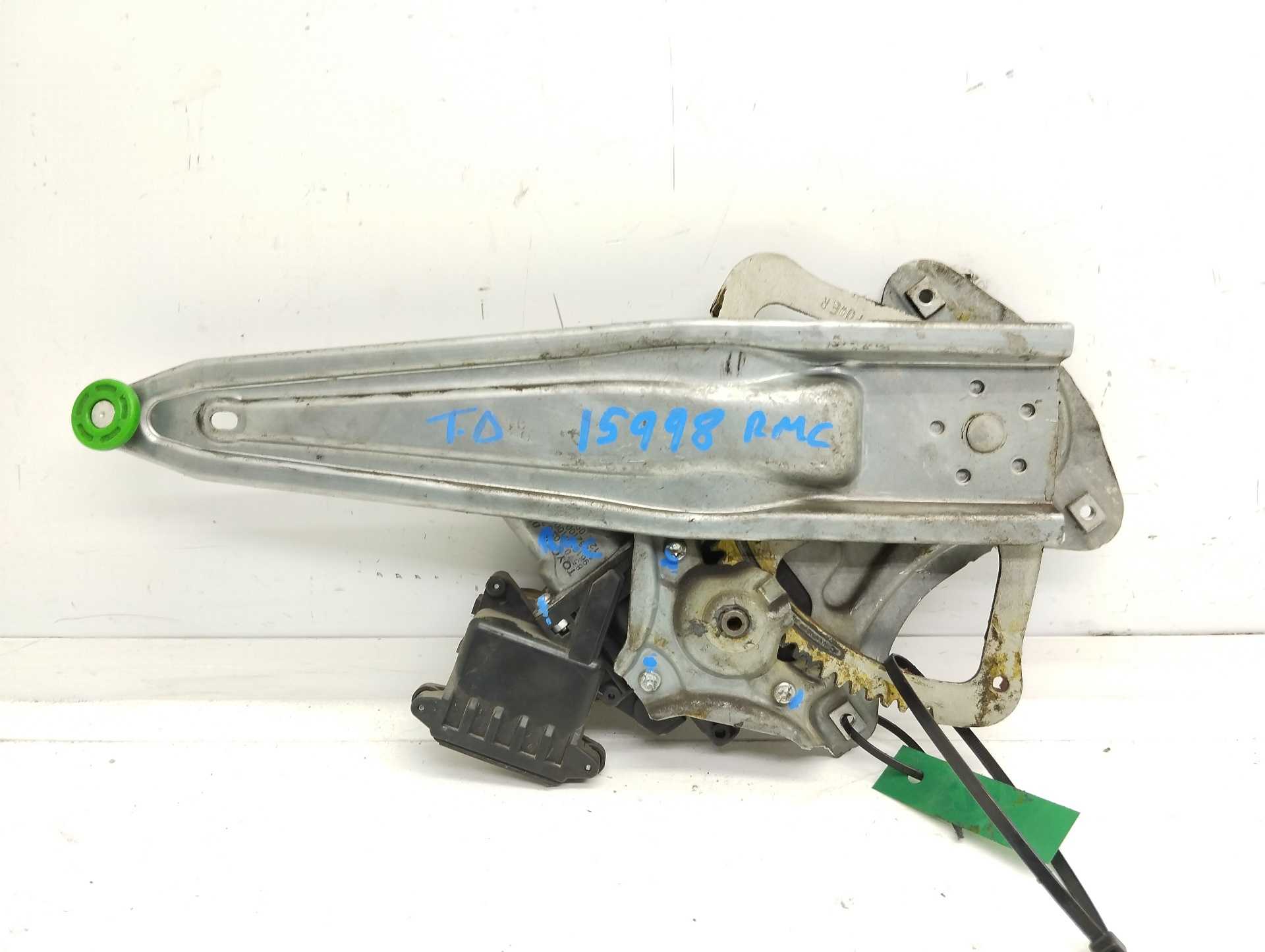 Recambio de elevalunas trasero derecho para toyota avensis (t27) active referencia OEM IAM 977555106  