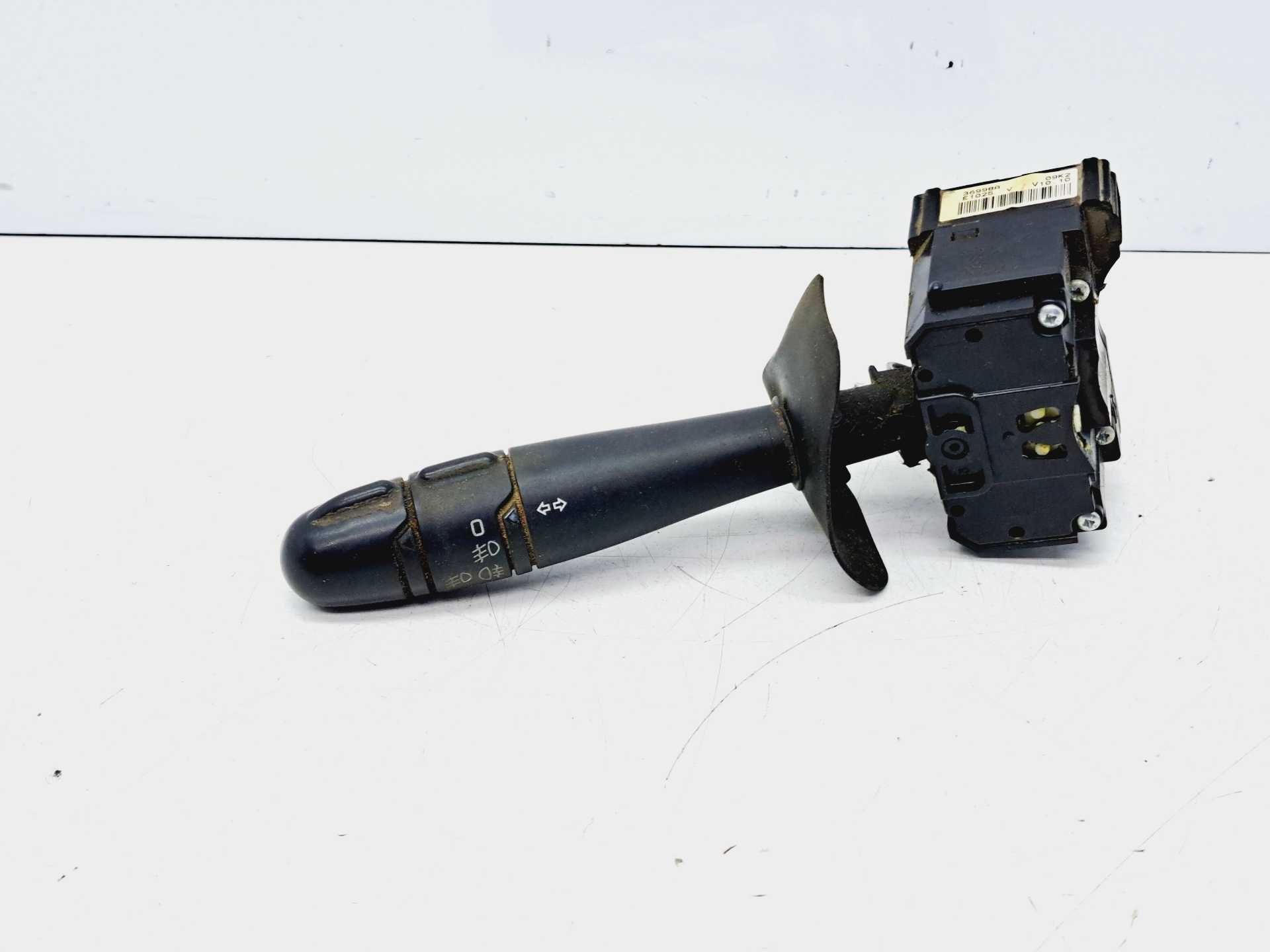 Recambio de mando intermitentes para renault scenic rx4 (ja0) 1.9 dci referencia OEM IAM   