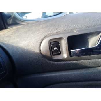Recambio de mando elevalunas delantero derecho para volkswagen passat berlina (3b3) advance referencia OEM IAM   
