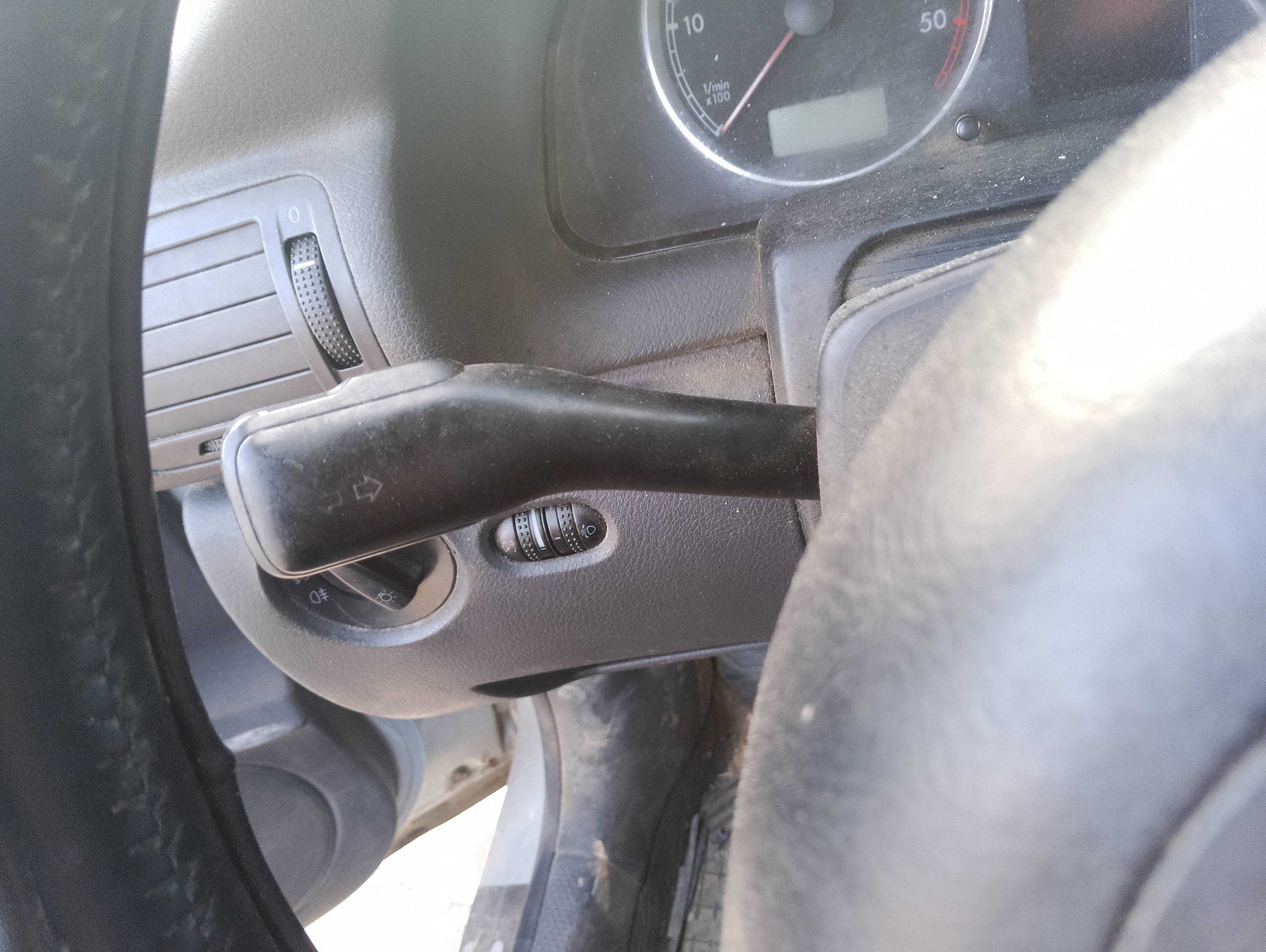 Recambio de mando intermitentes para volkswagen passat berlina (3b3) advance referencia OEM IAM   