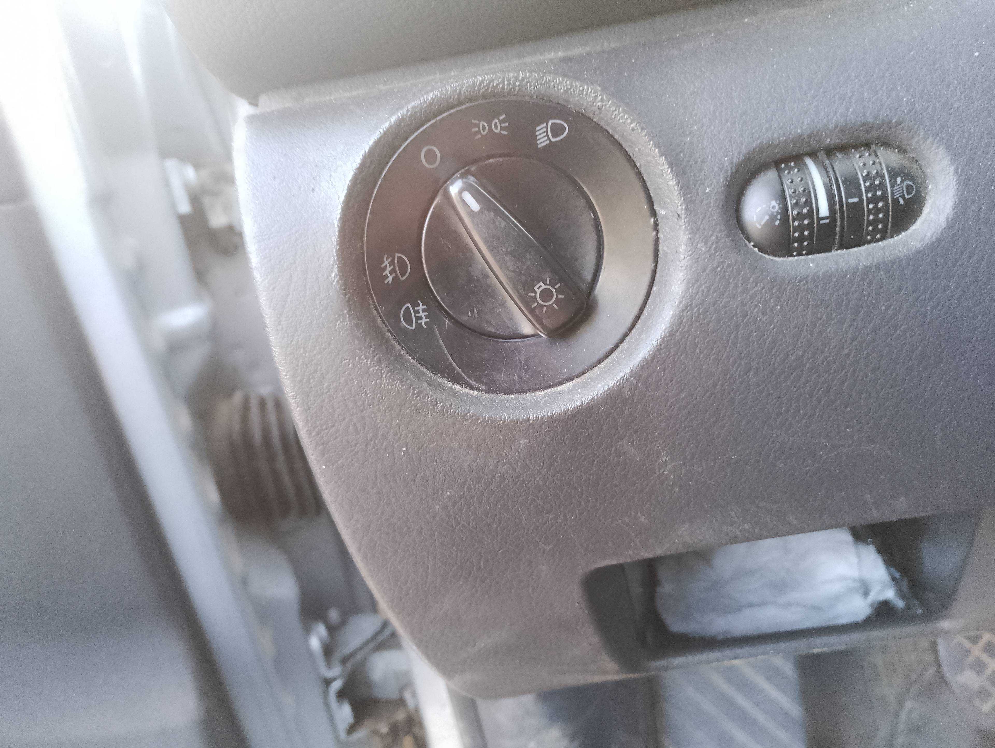 Recambio de mando luces para volkswagen passat berlina (3b3) advance referencia OEM IAM   