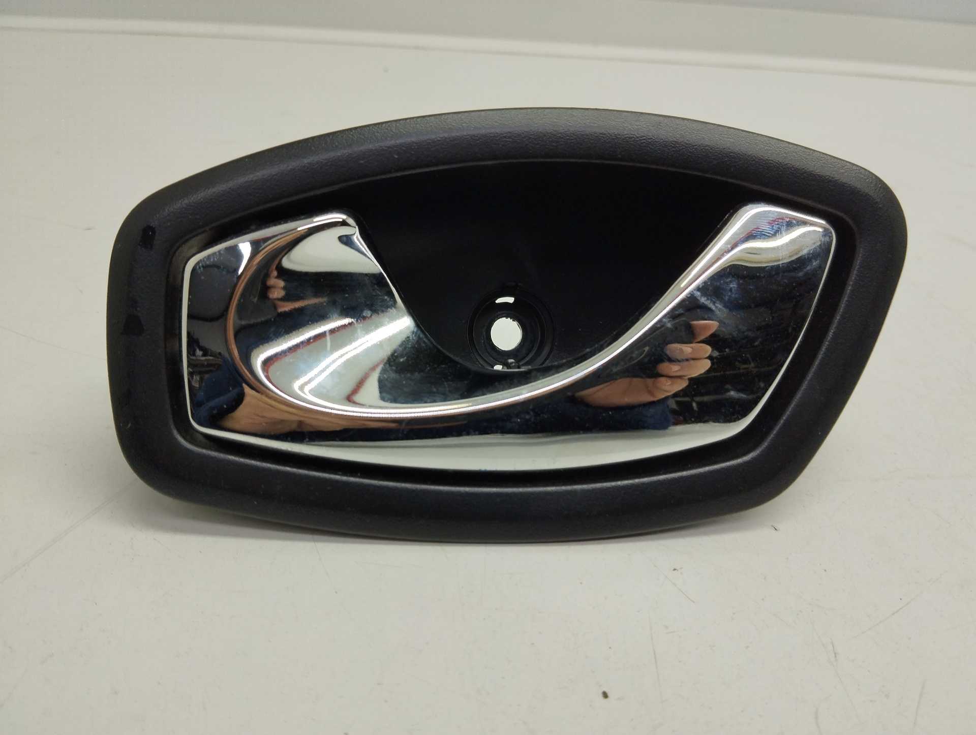Recambio de maneta interior trasera izquierda para renault clio iv referencia OEM IAM 826730001R  