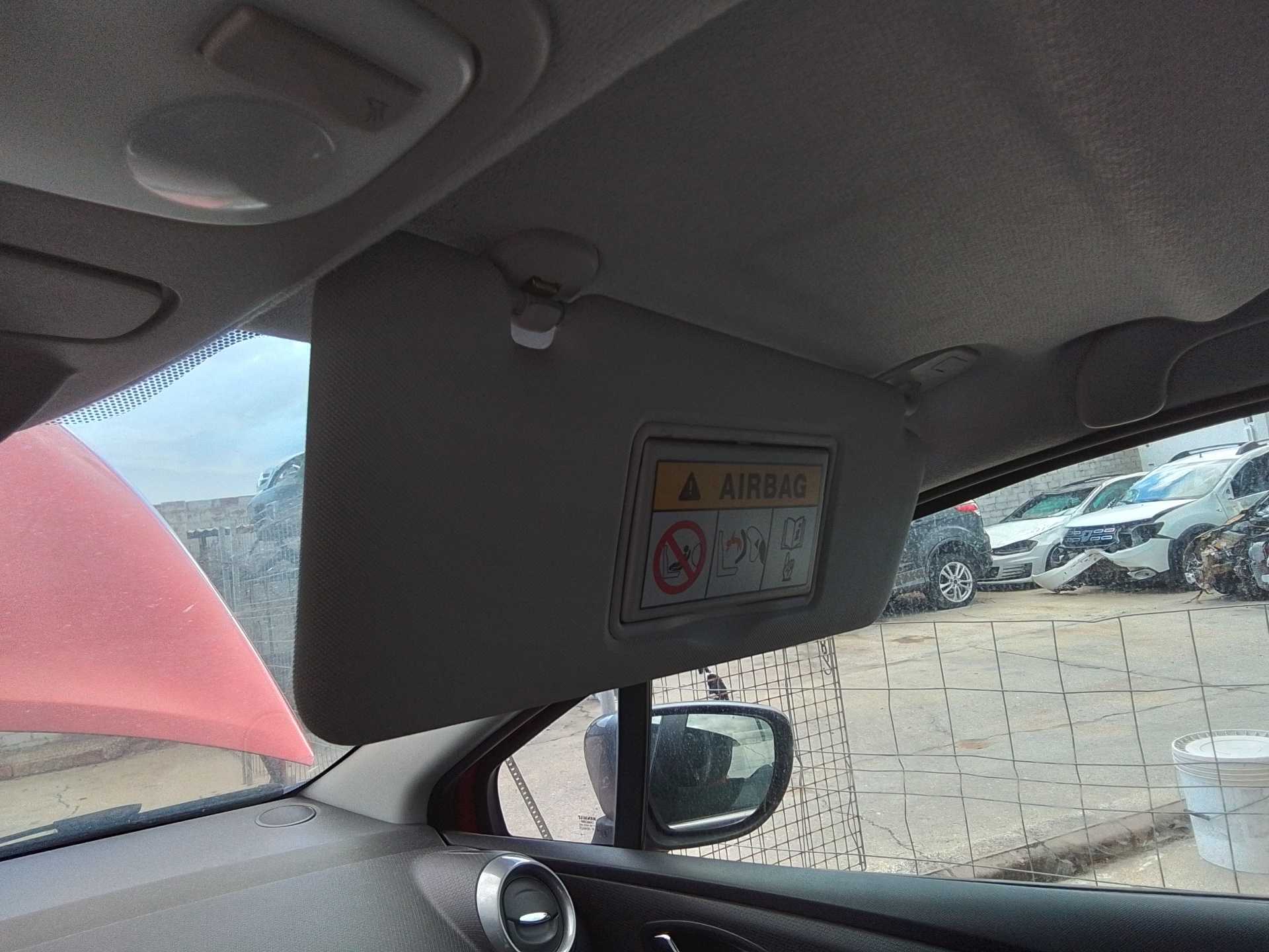 Recambio de parasol derecho para renault clio iv referencia OEM IAM   