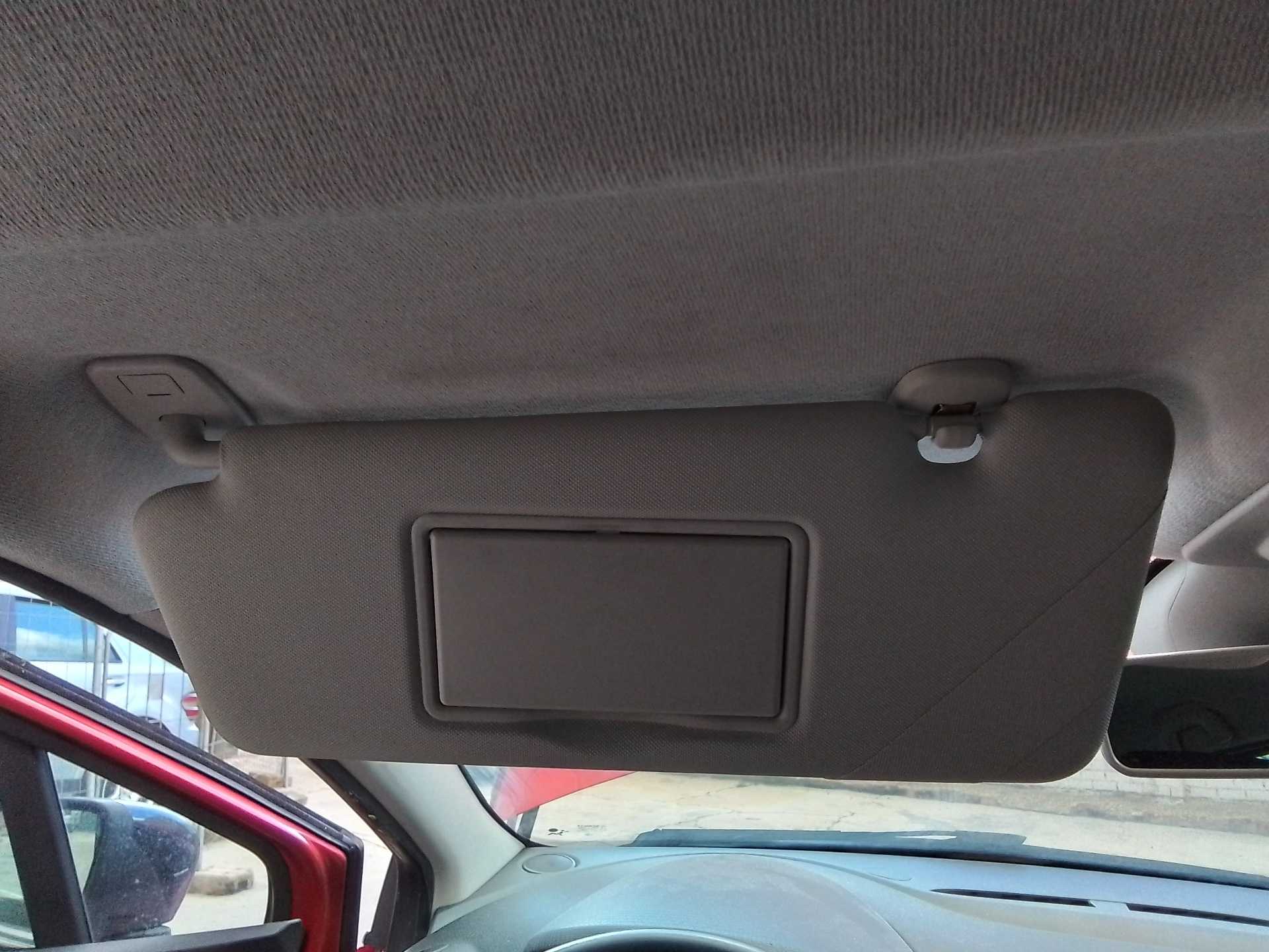 Recambio de parasol izquierdo para renault clio iv referencia OEM IAM   