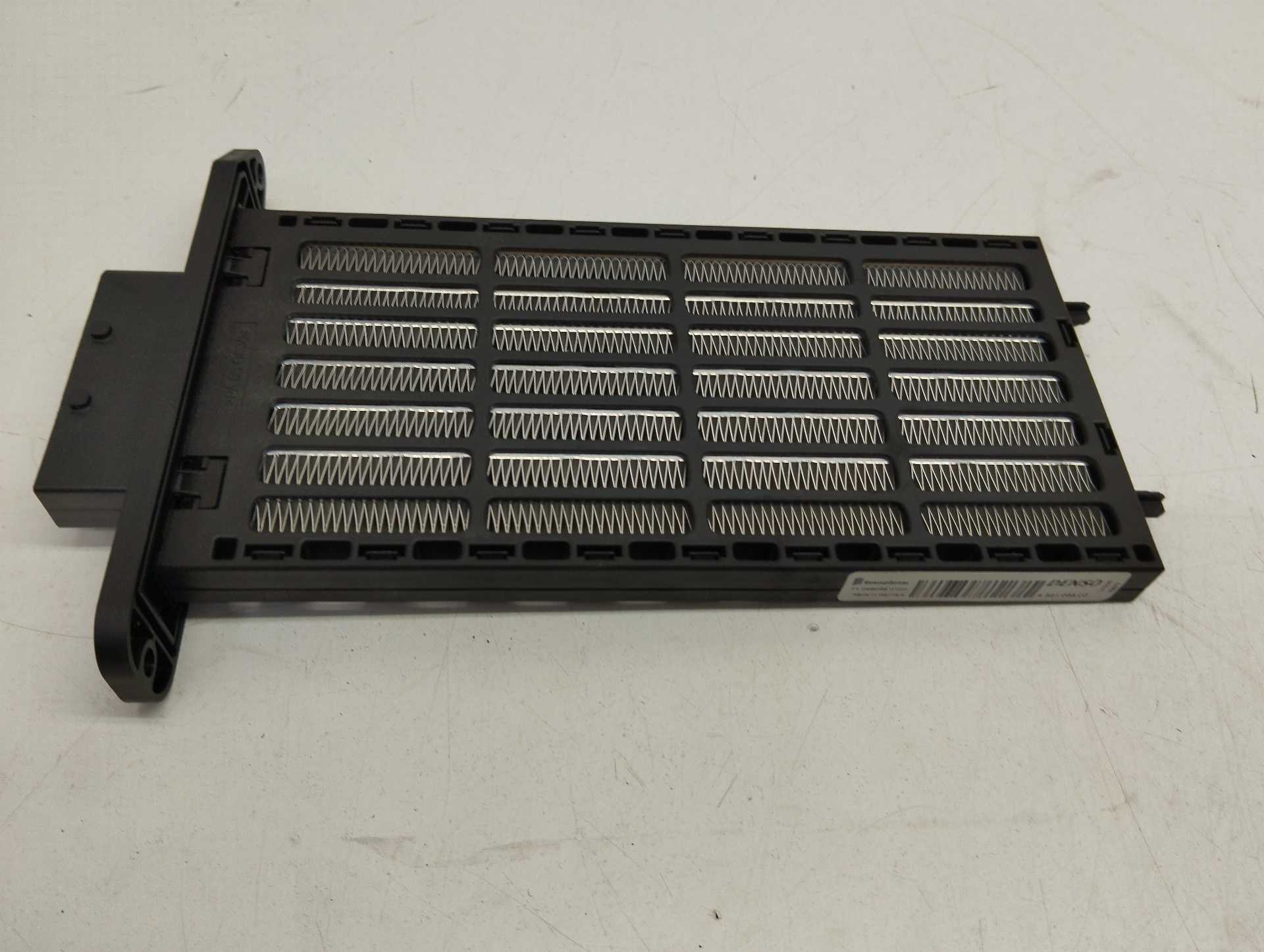 Recambio de resistencia calefaccion para renault clio iv referencia OEM IAM A521033C0 DENSO 