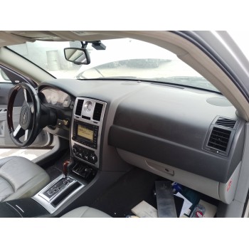 Recambio de salpicadero para chrysler 300 c 3.0 crd referencia OEM IAM   