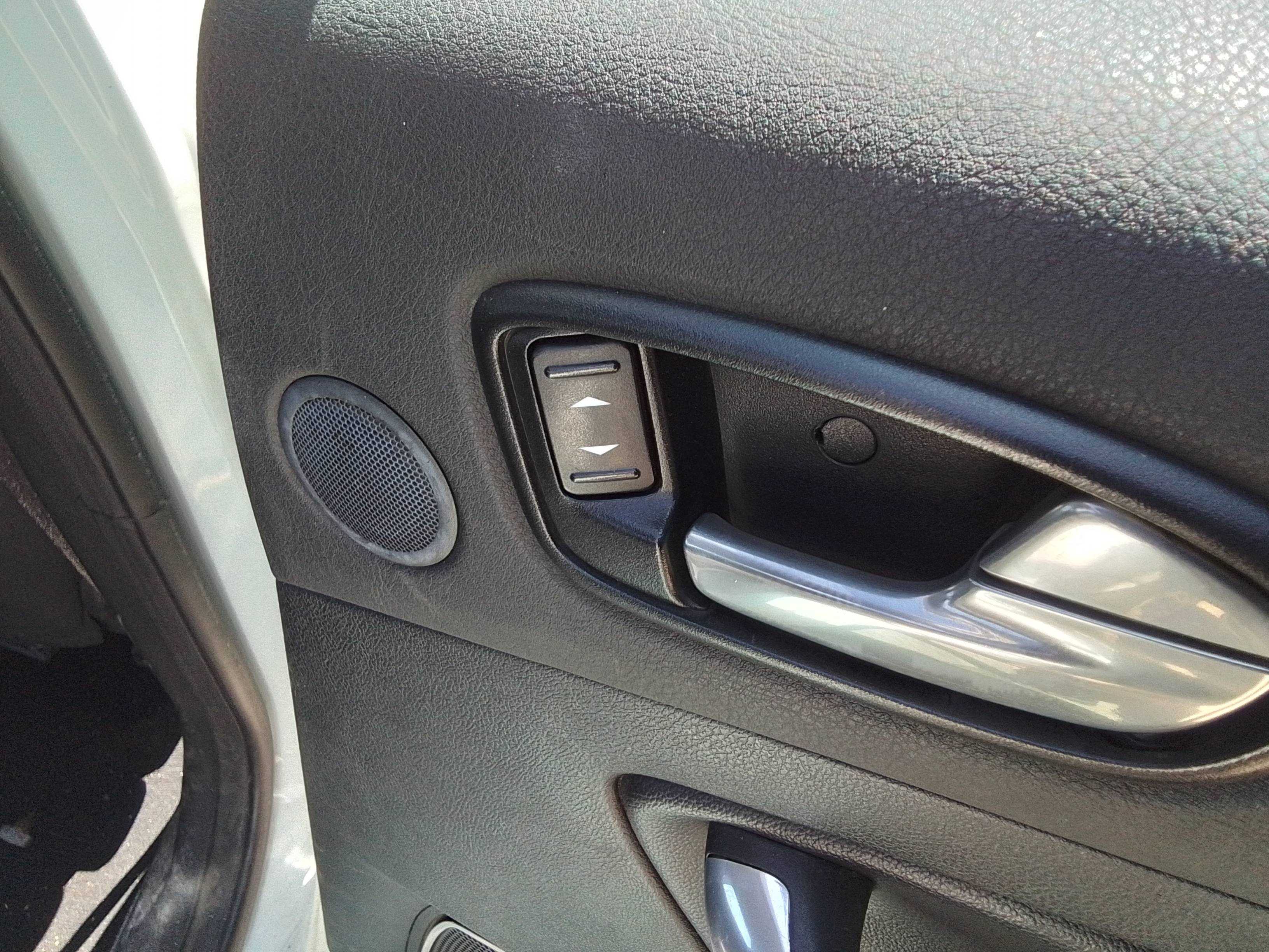 Recambio de mando elevalunas trasero derecho para ford mondeo ber. (ca2) 2.0 tdci cat referencia OEM IAM   