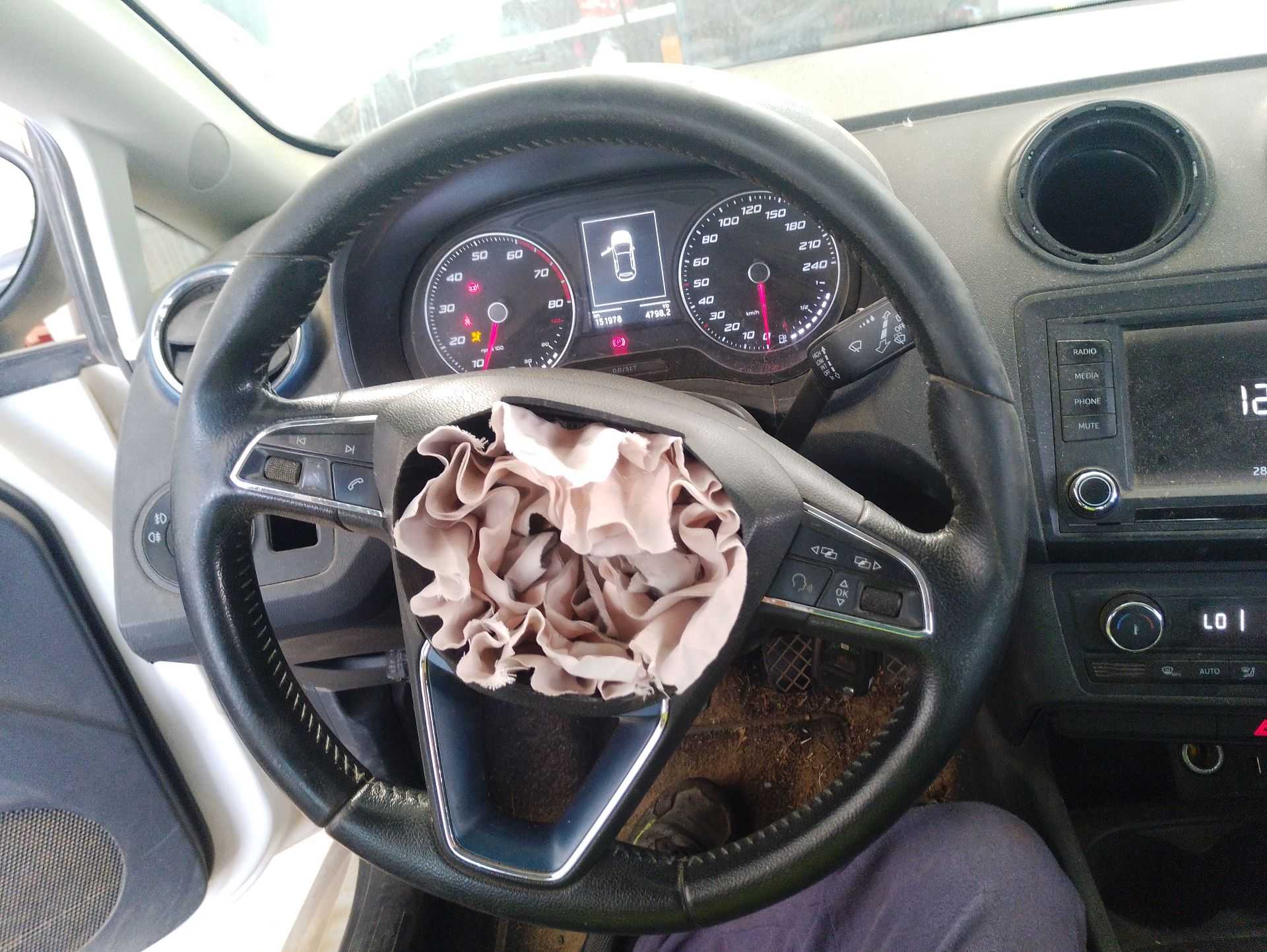 Recambio de volante para seat ibiza iv (6j5, 6p1) 1.0 referencia OEM IAM   