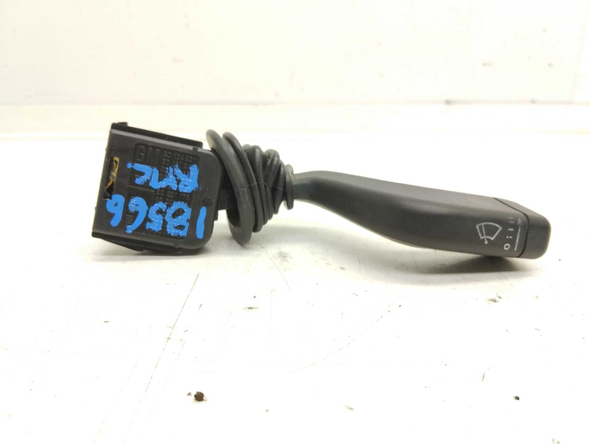Recambio de mando limpia para opel astra g berlina club referencia OEM IAM 90124931  