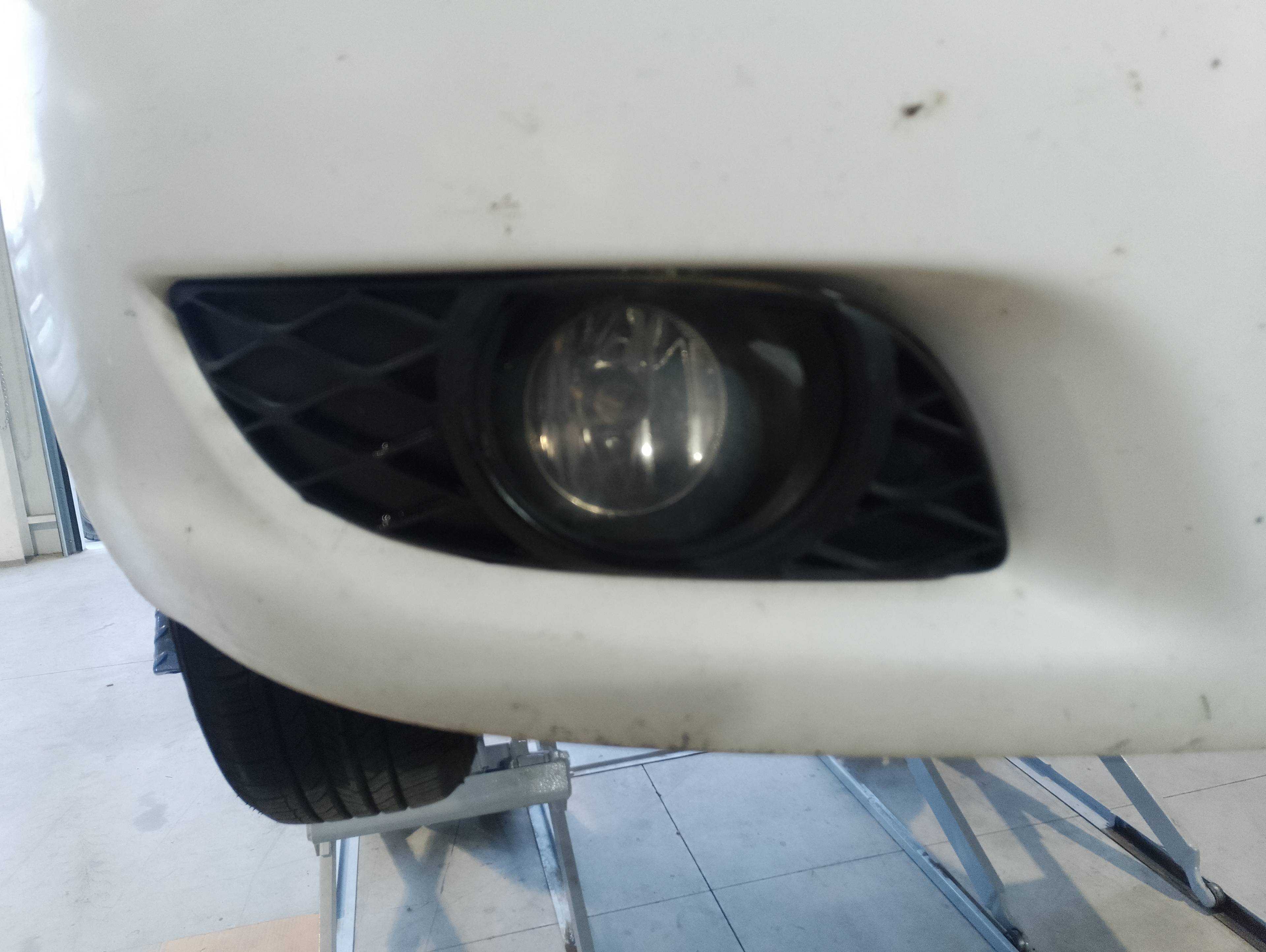Recambio de faro antiniebla derecho para toyota yaris (ncp1/nlp1/scp1) 1.3 expo referencia OEM IAM   