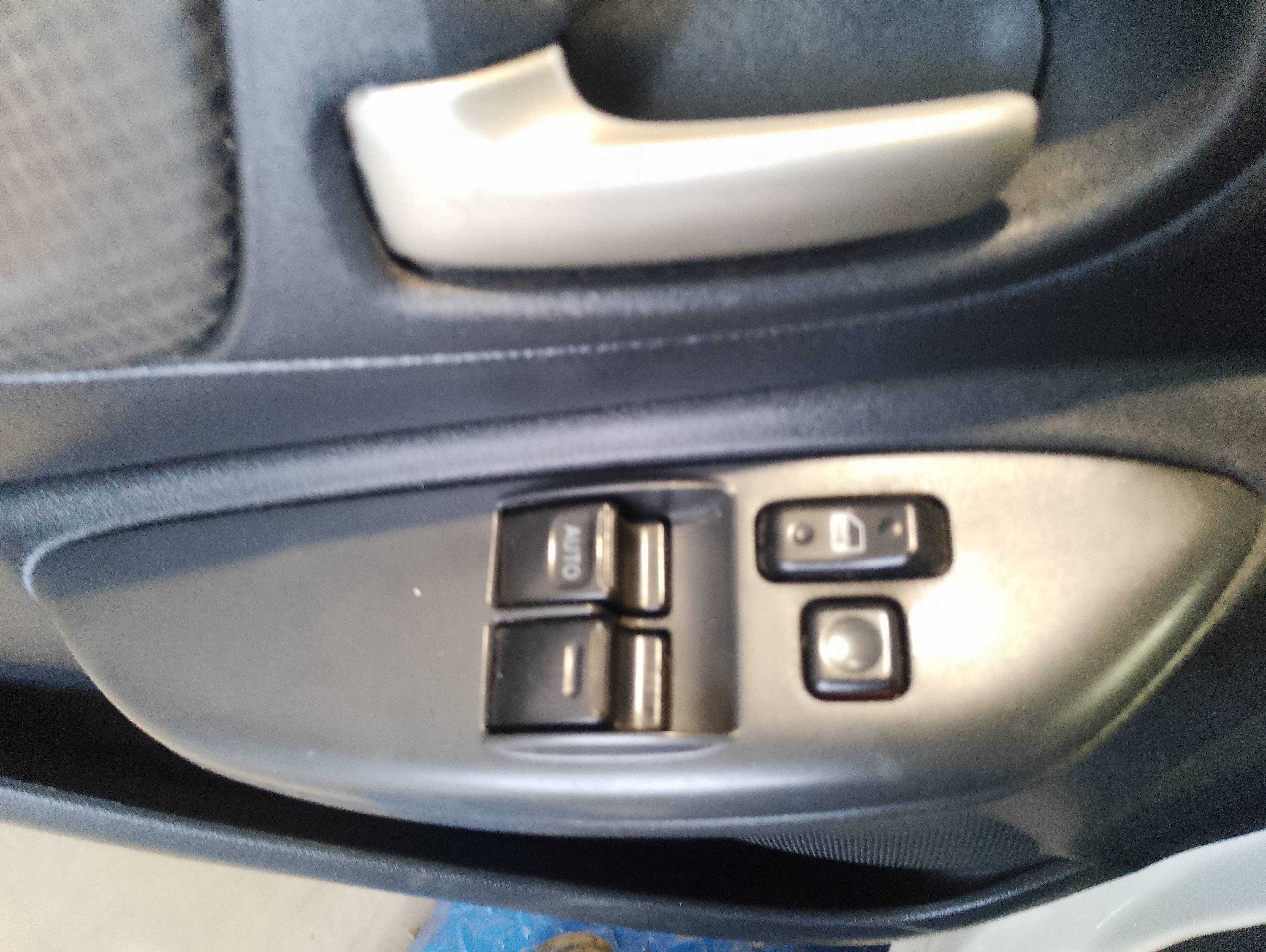 Recambio de mando elevalunas delantero izquierdo para toyota yaris (ncp1/nlp1/scp1) 1.3 expo referencia OEM IAM   