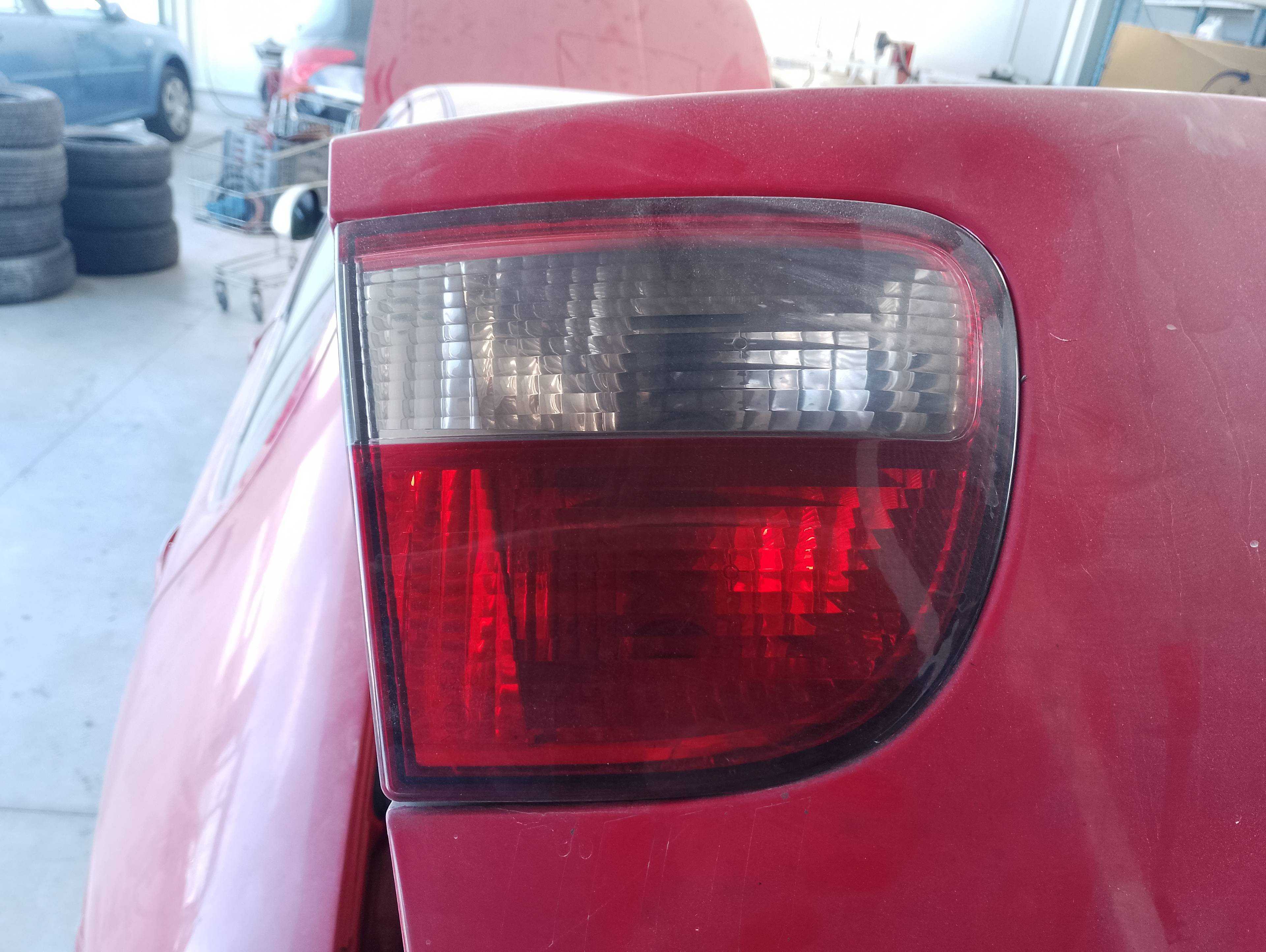 Recambio de piloto porton trasero izquierdo para seat leon (1m1) fr special edition referencia OEM IAM   