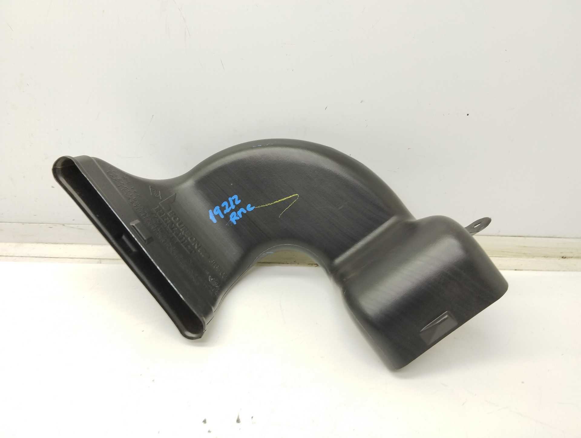 Recambio de moldura interior para renault scenic iv black edition referencia OEM IAM 279502228R  