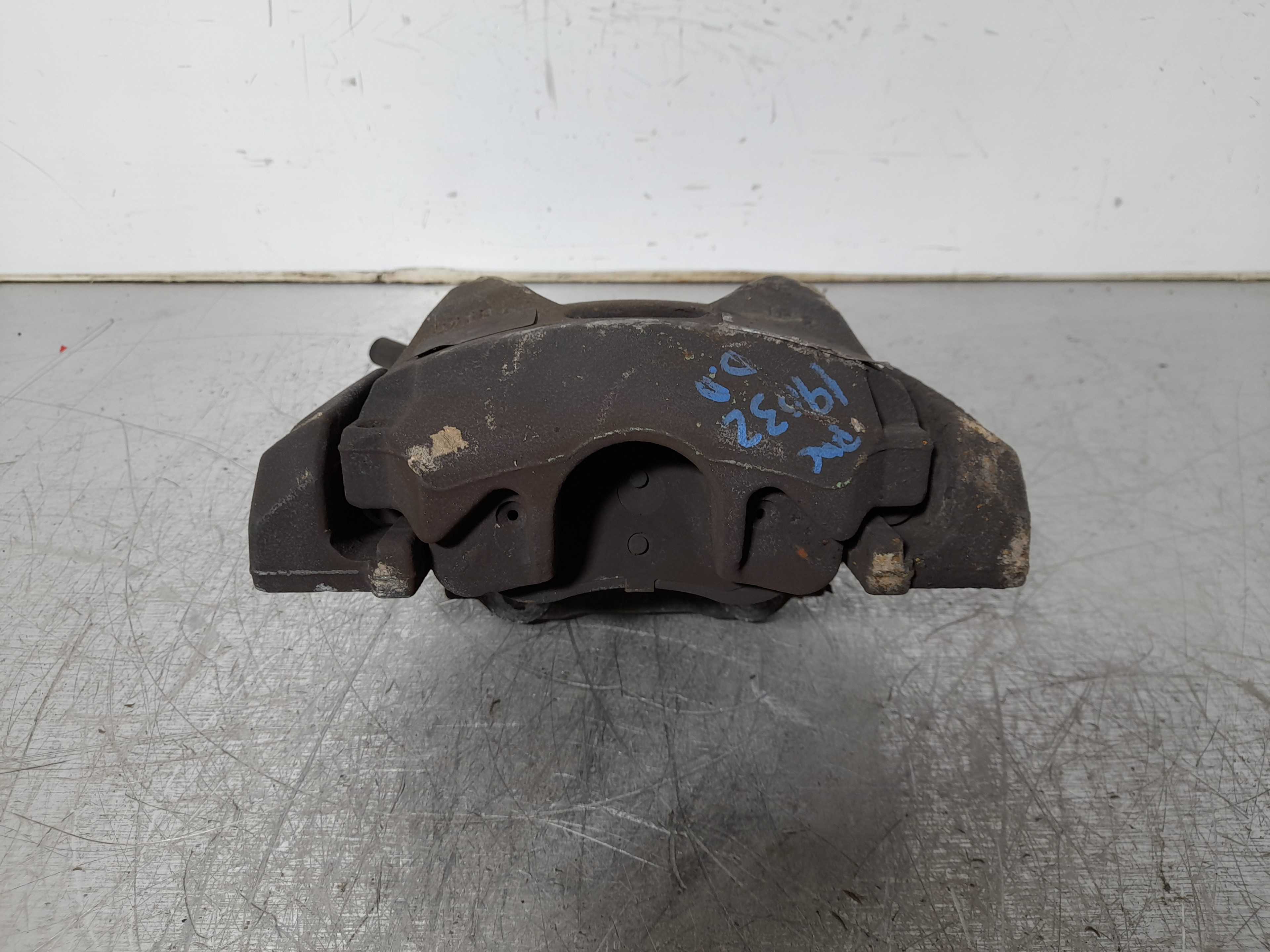Recambio de pinza de freno delantera derecha para citroën berlingo station wagon sx multispace referencia OEM IAM  4400V8 