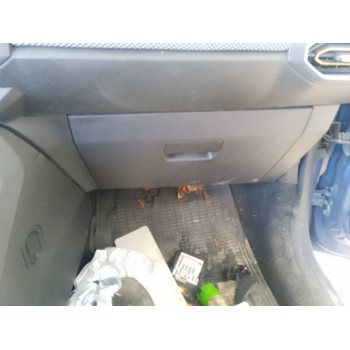 Recambio de guantera para dacia sandero iii essential referencia OEM IAM 685008544R  