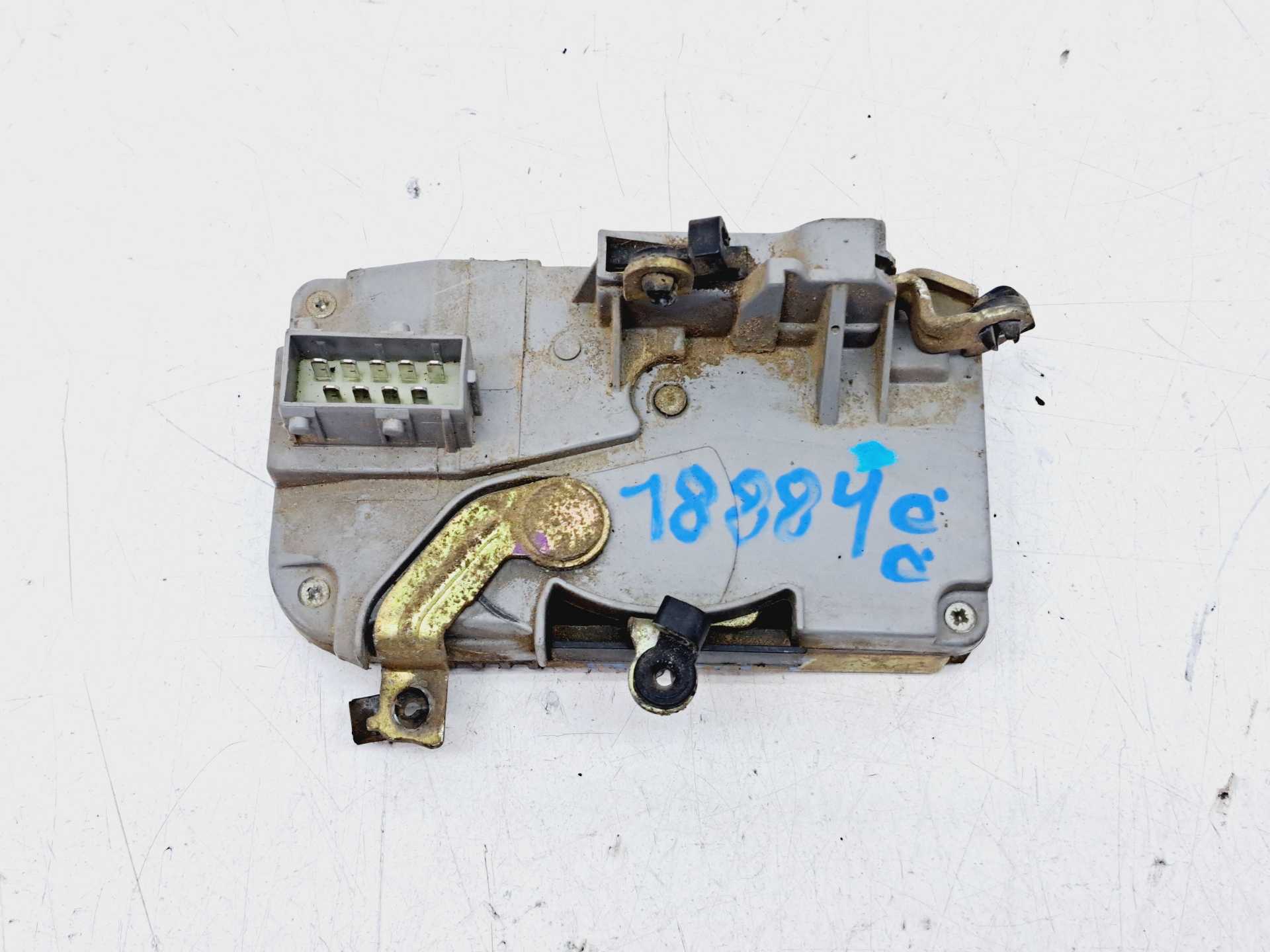 Recambio de cerradura puerta delantera derecha para peugeot 406 berlina (s1/s2) referencia OEM IAM  9136J6 