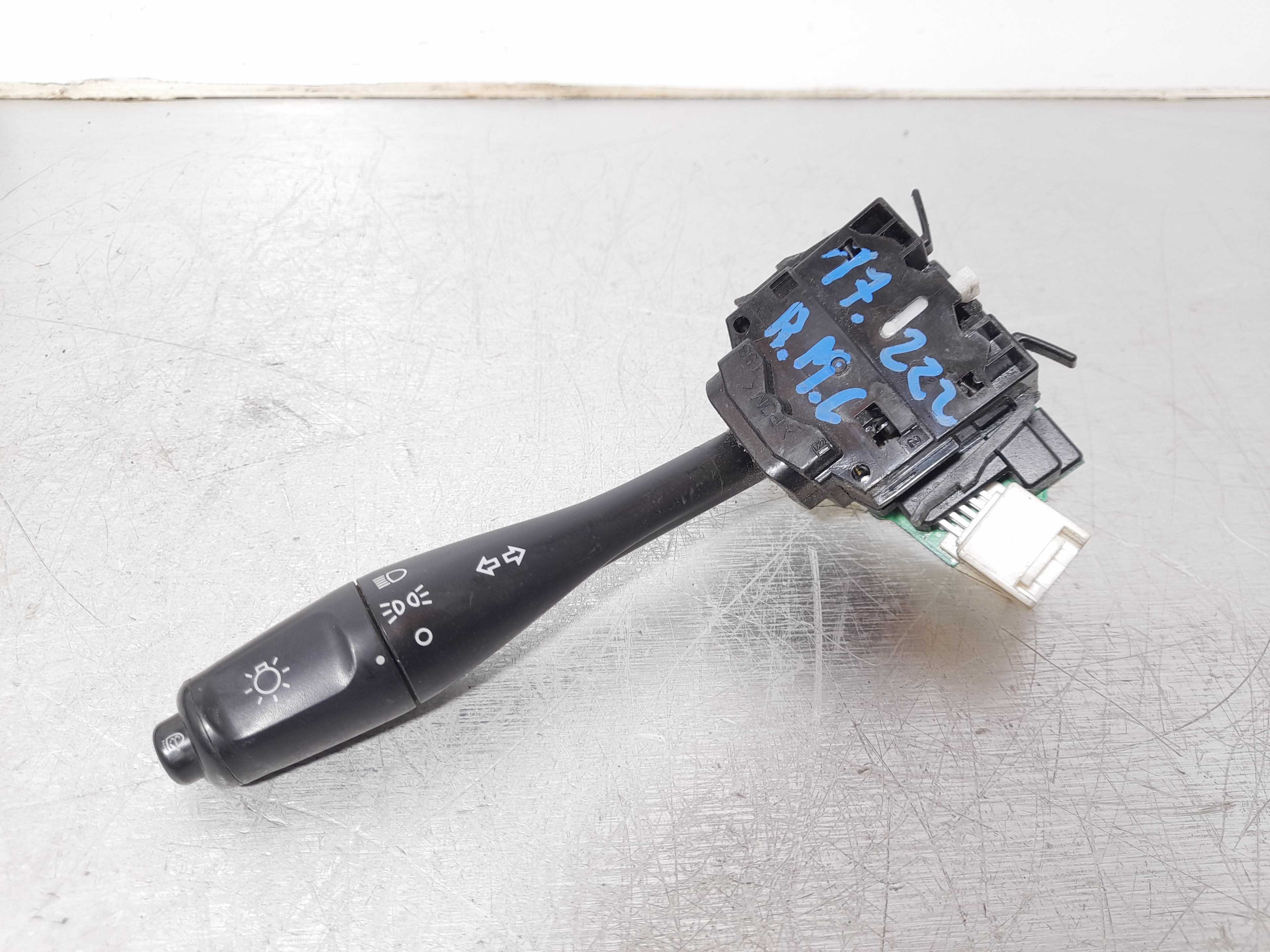 Recambio de mando intermitentes para mitsubishi outlander (cu0w) 2.0 2wd referencia OEM IAM   