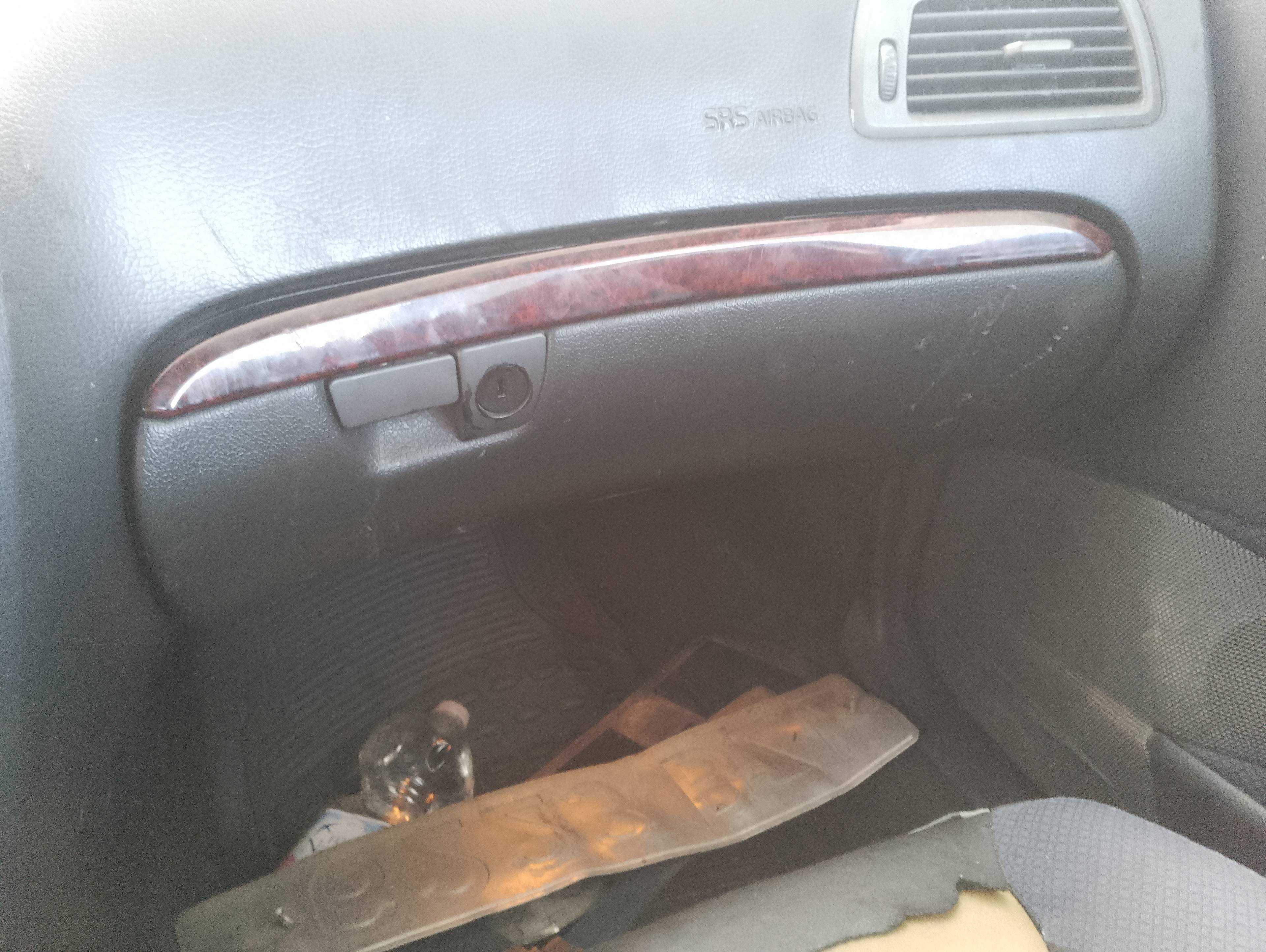 Recambio de guantera para volvo s60 berlina 2.4 d referencia OEM IAM   
