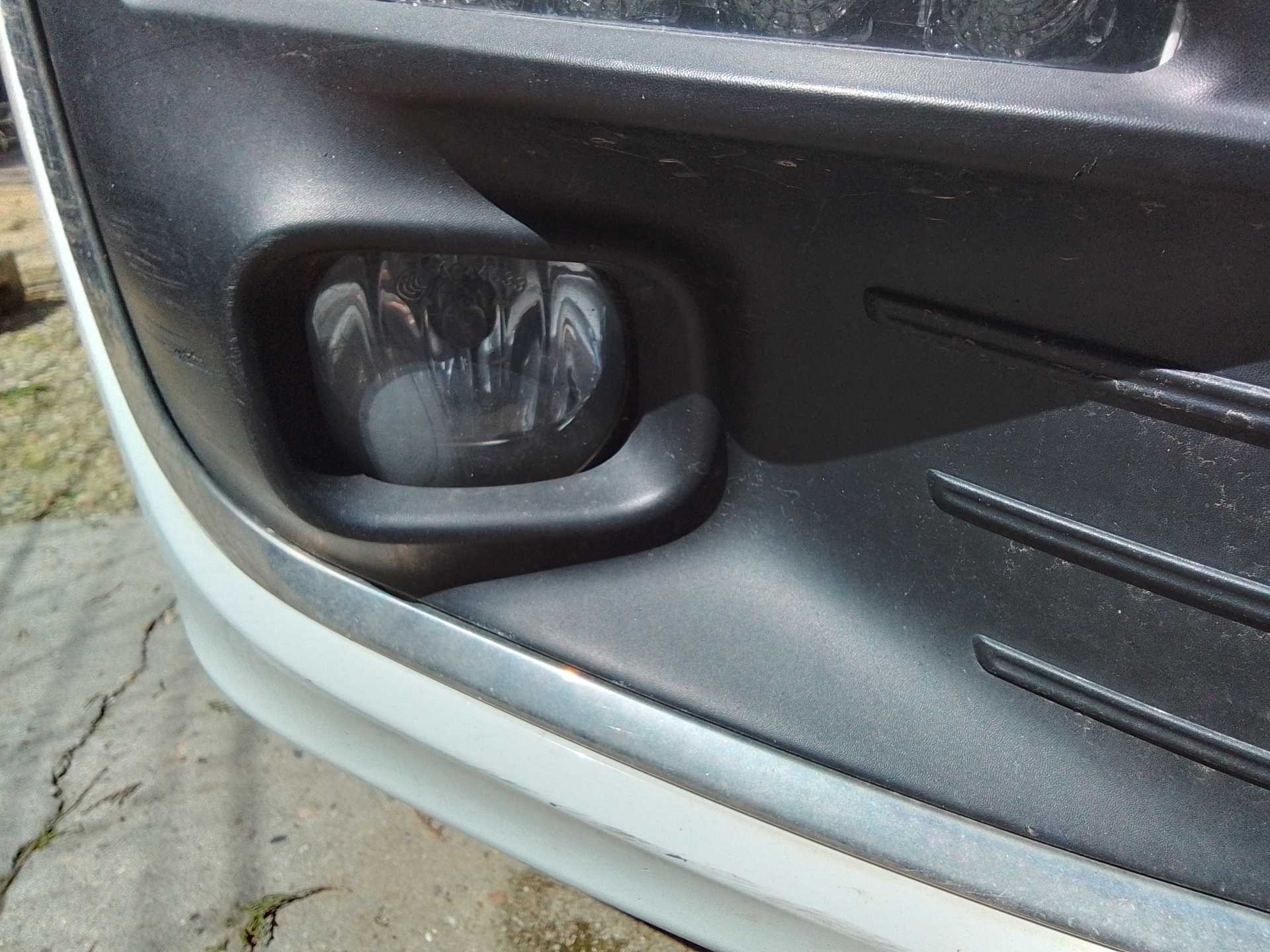Recambio de faro antiniebla derecho para citroën c-elysée feel referencia OEM IAM   
