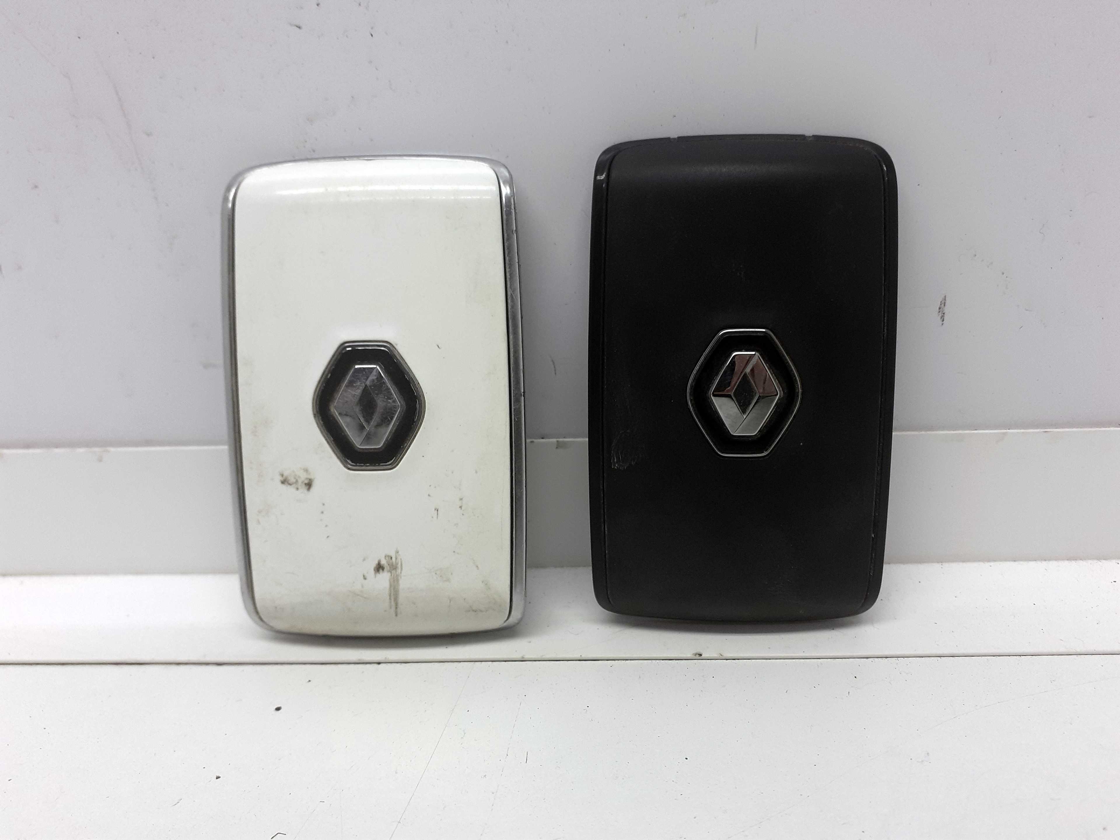 Recambio de llave tarjeta para renault clio v edition one referencia OEM IAM   