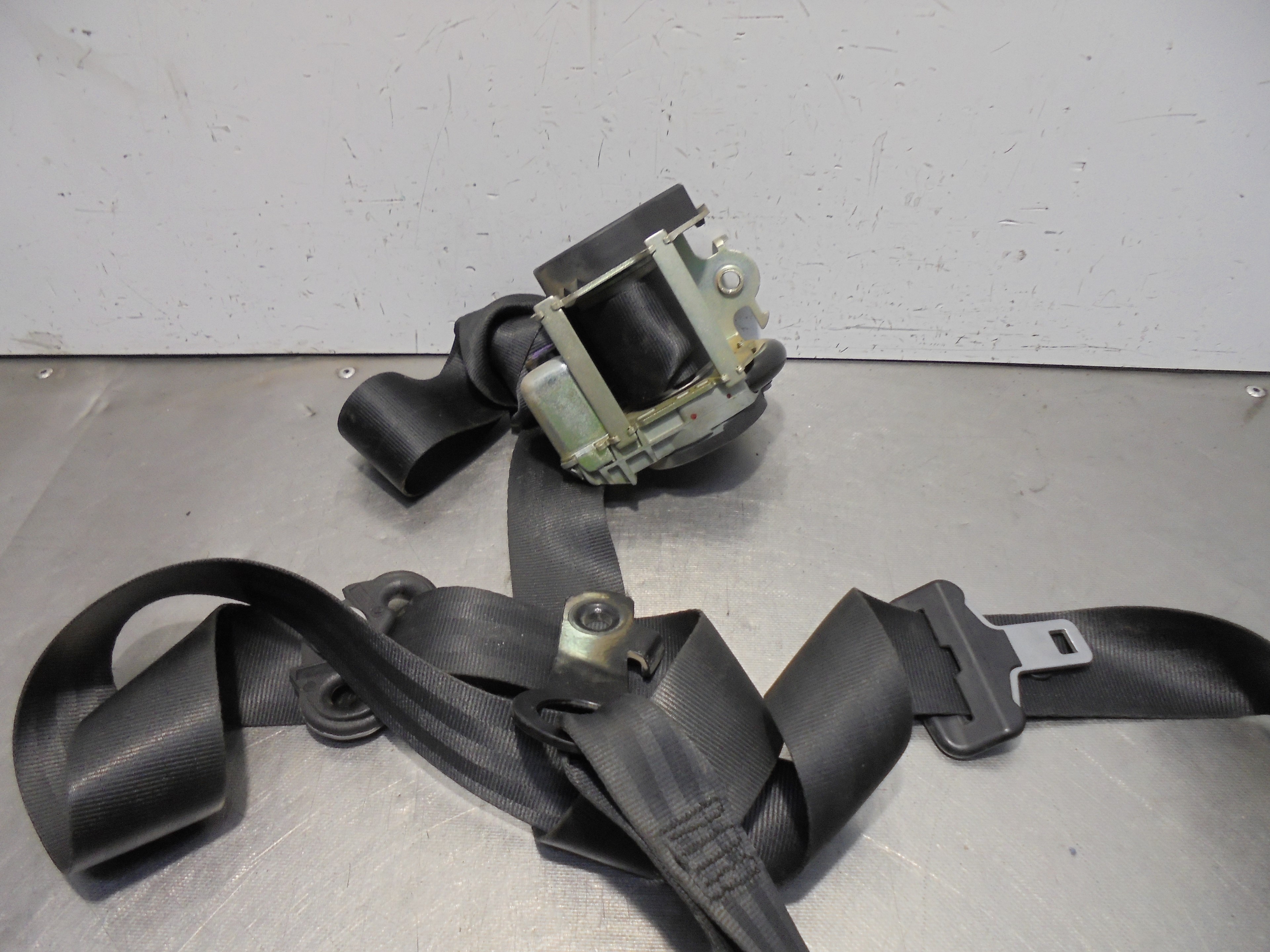 Recambio de cinturon seguridad delantero derecho para nissan qashqai (j10) acenta referencia OEM IAM   