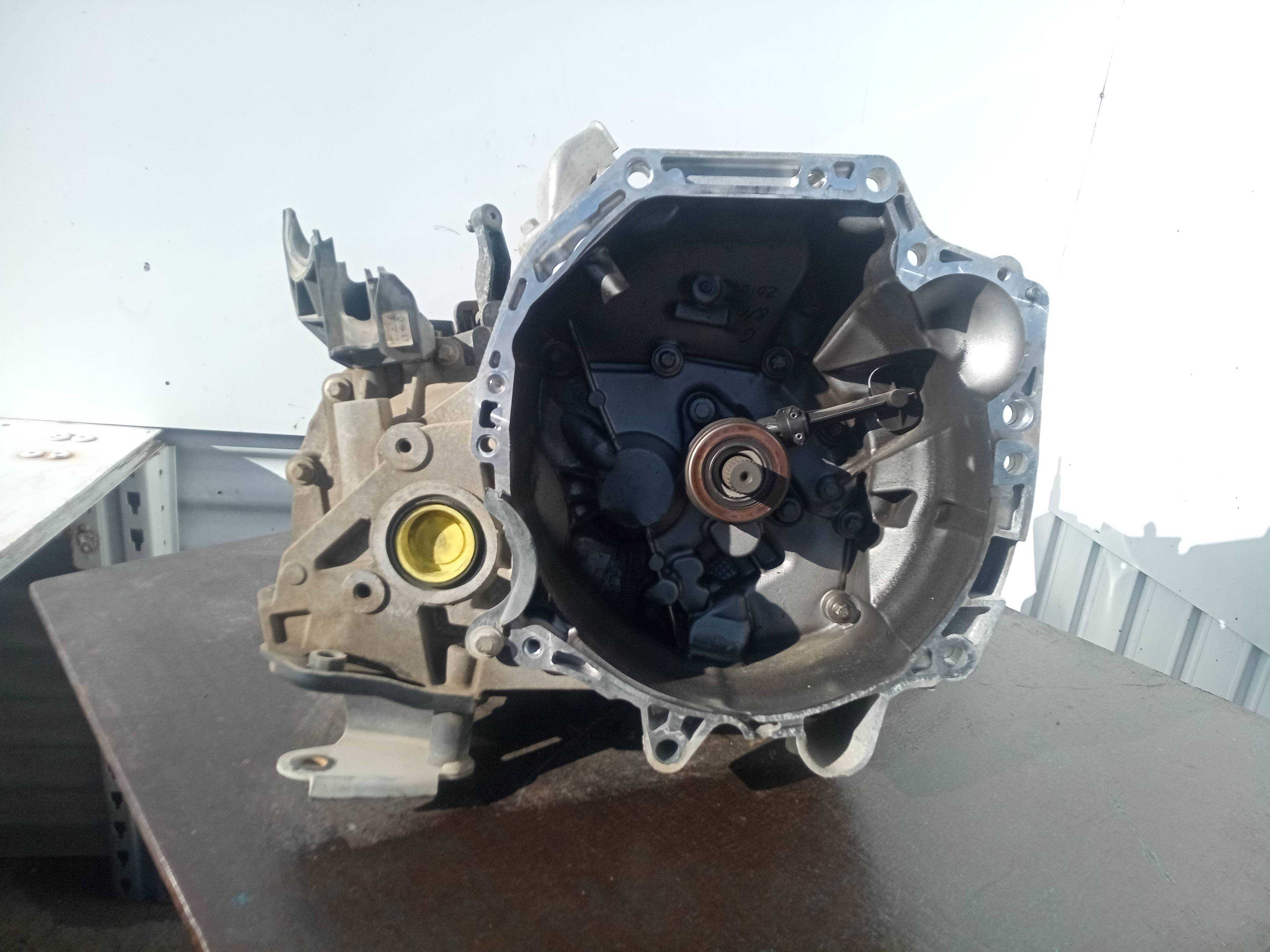 Recambio de caja cambios para nissan micra v (k14) acenta referencia OEM IAM JH3-376  