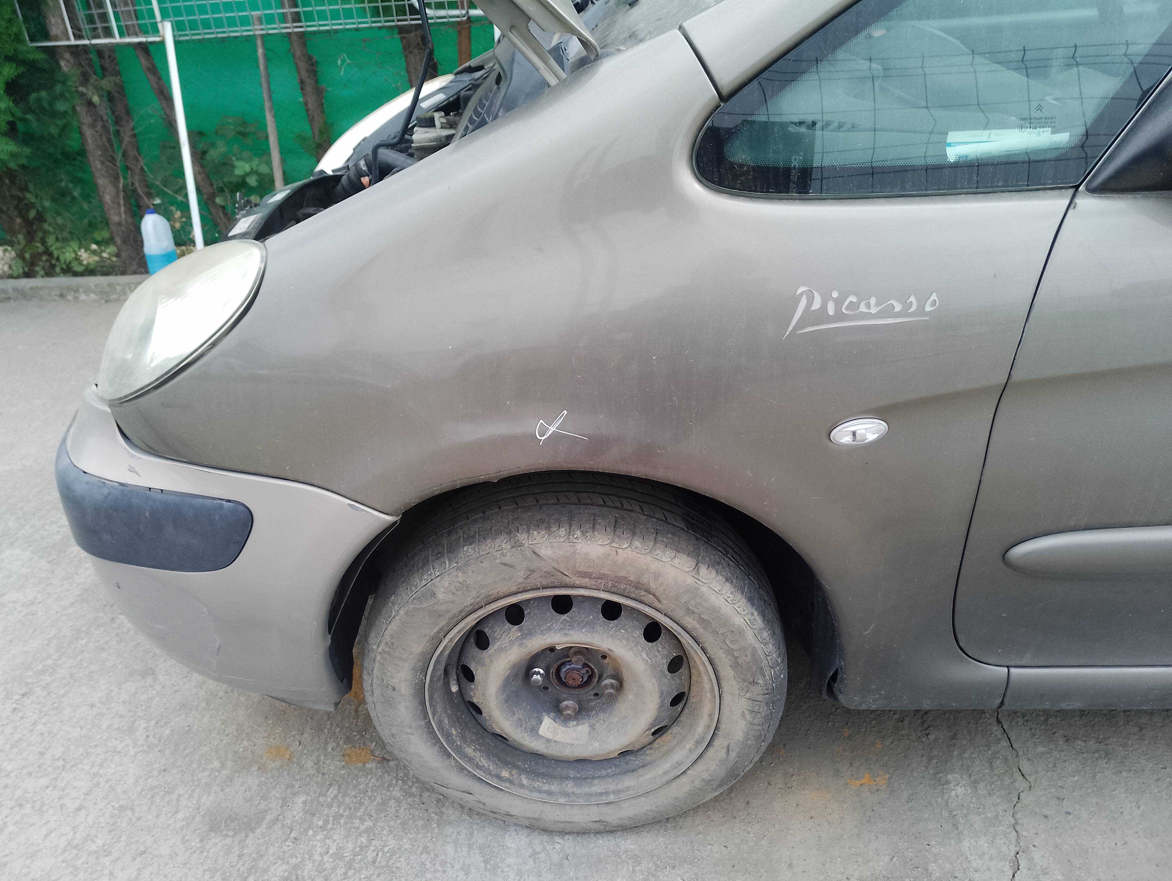 Recambio de aleta delantera izquierda para citroën xsara picasso 1.6 hdi 90 exclusive referencia OEM IAM   