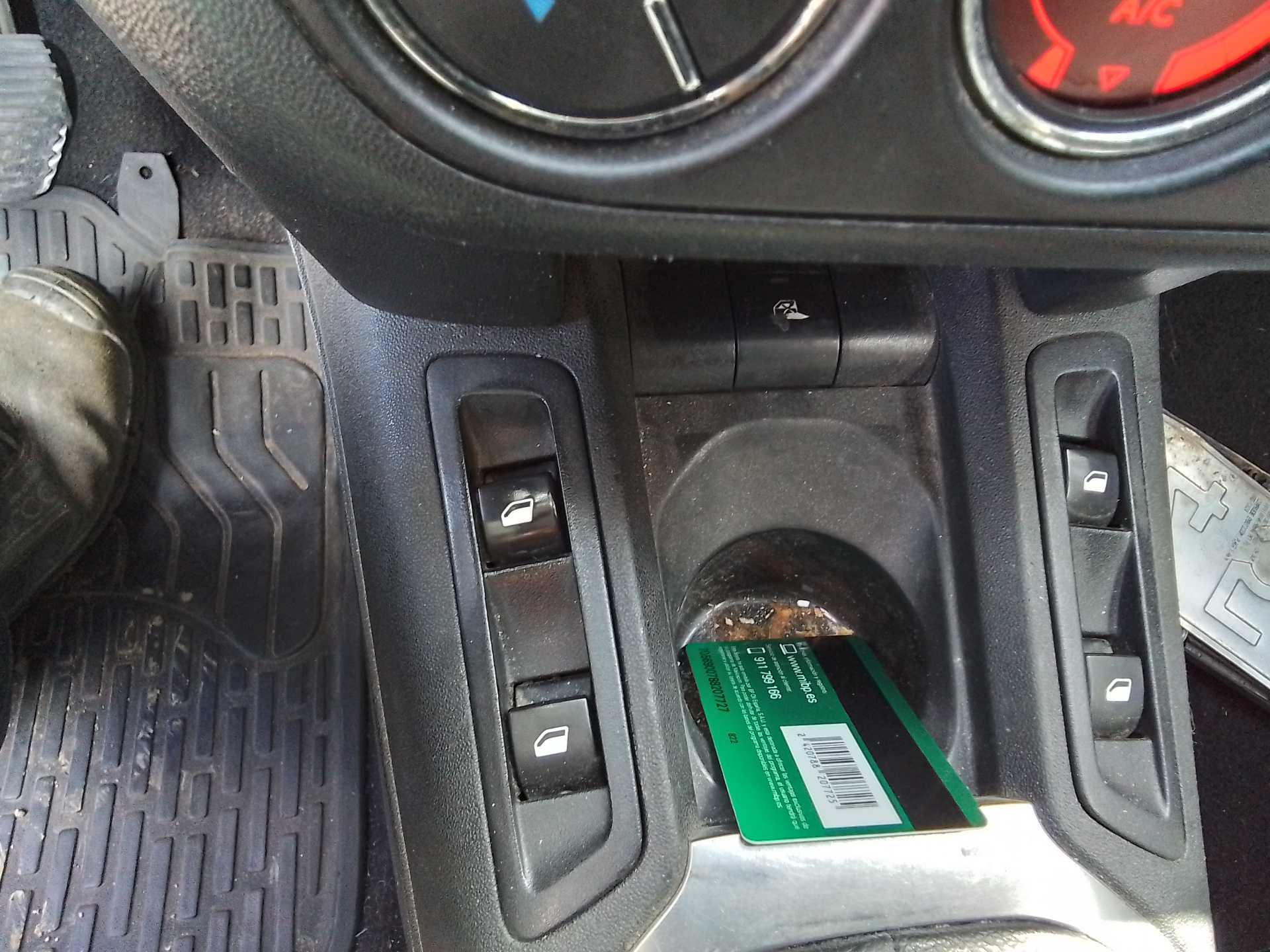 Recambio de mando elevalunas delantero izquierdo para citroën c-elysée feel referencia OEM IAM   