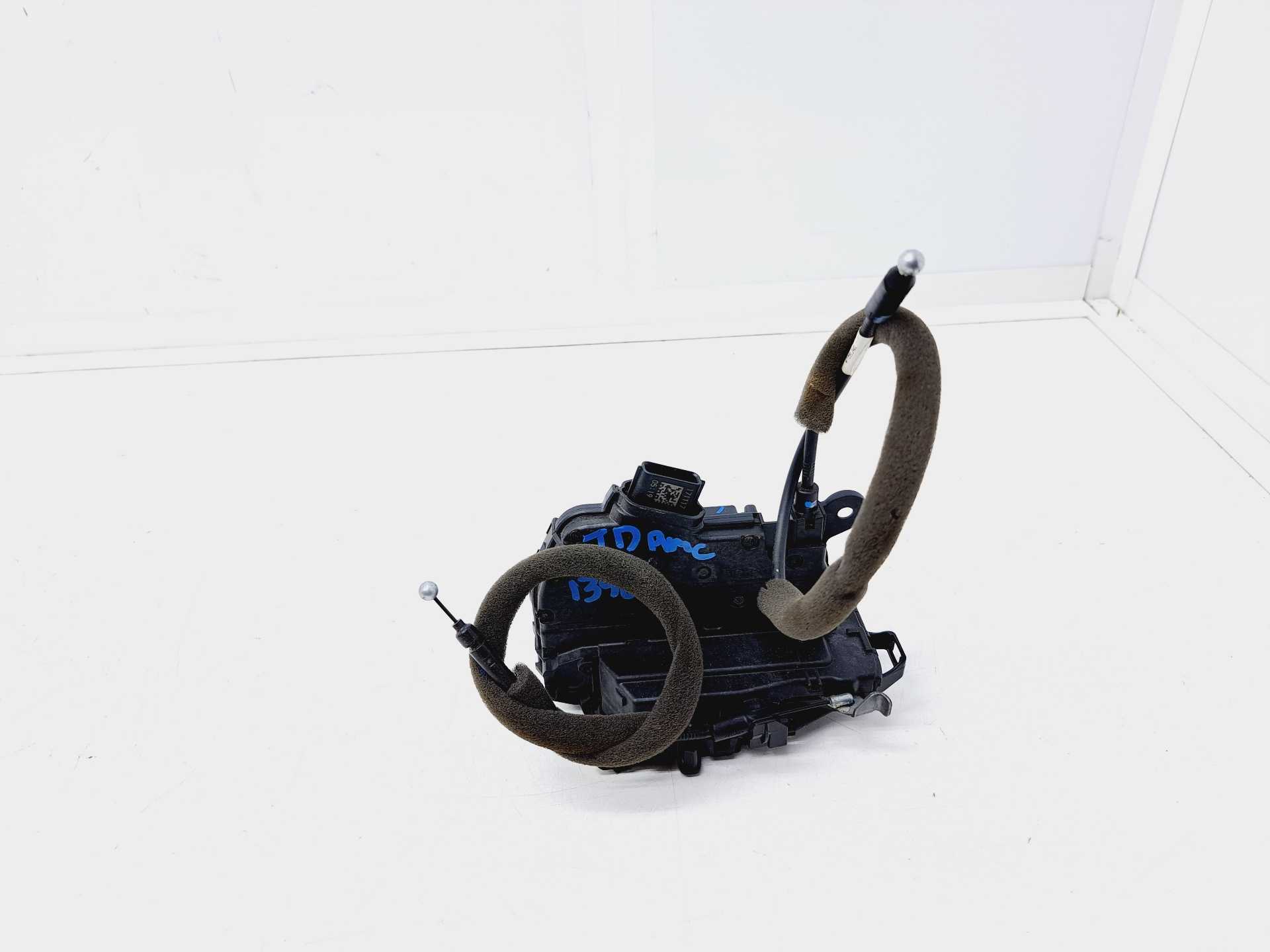 Recambio de cerradura puerta trasera derecha para nissan micra v (k14) acenta referencia OEM IAM 825005FA0A 40729134 
