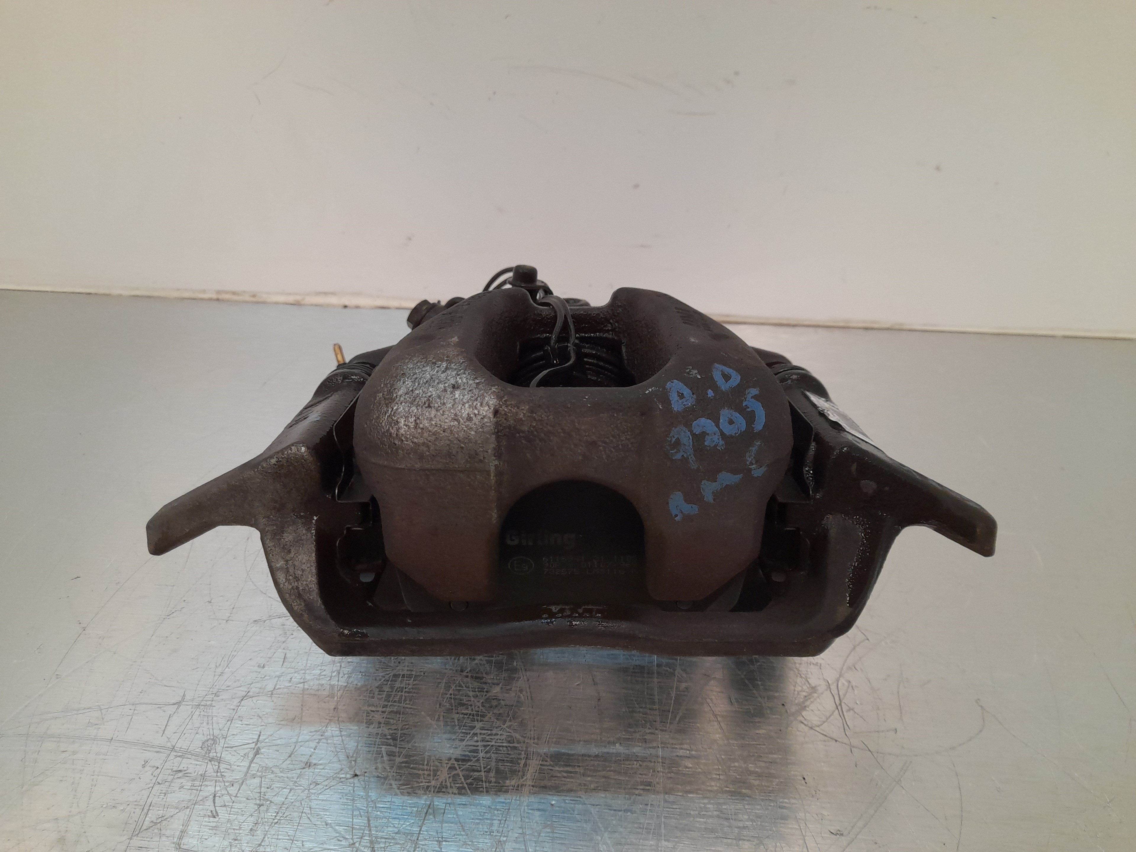 Recambio de pinza de freno delantera derecha para peugeot 407 2.0 16v hdi cat (rhr / dw10bted4) referencia OEM IAM   