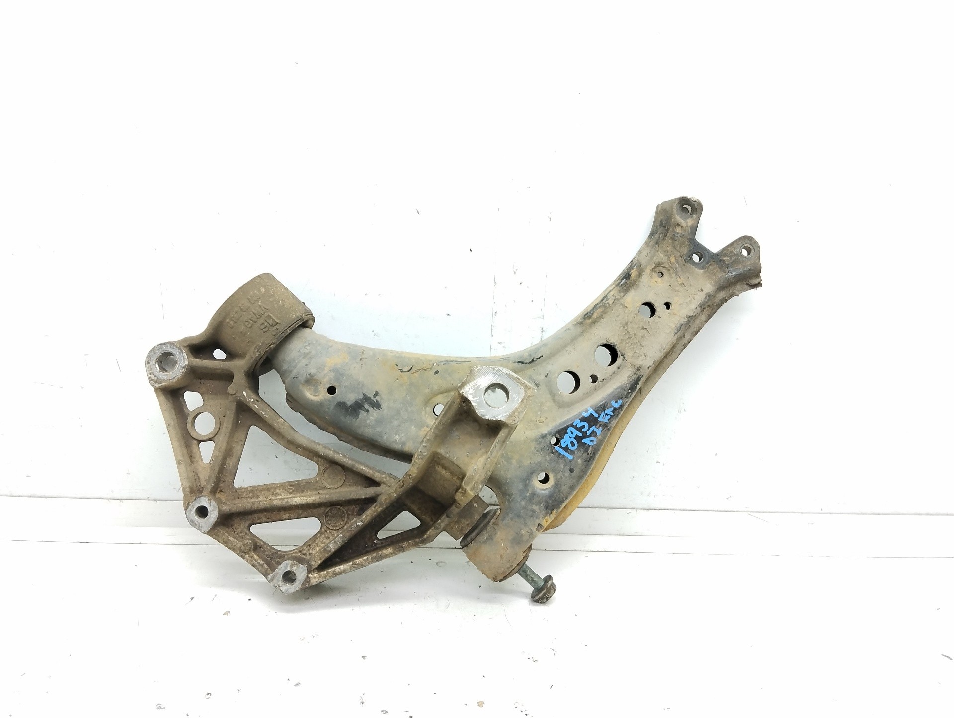 Recambio de brazo suspension delantero izquierdo para seat ibiza (6l1) cool referencia OEM IAM   