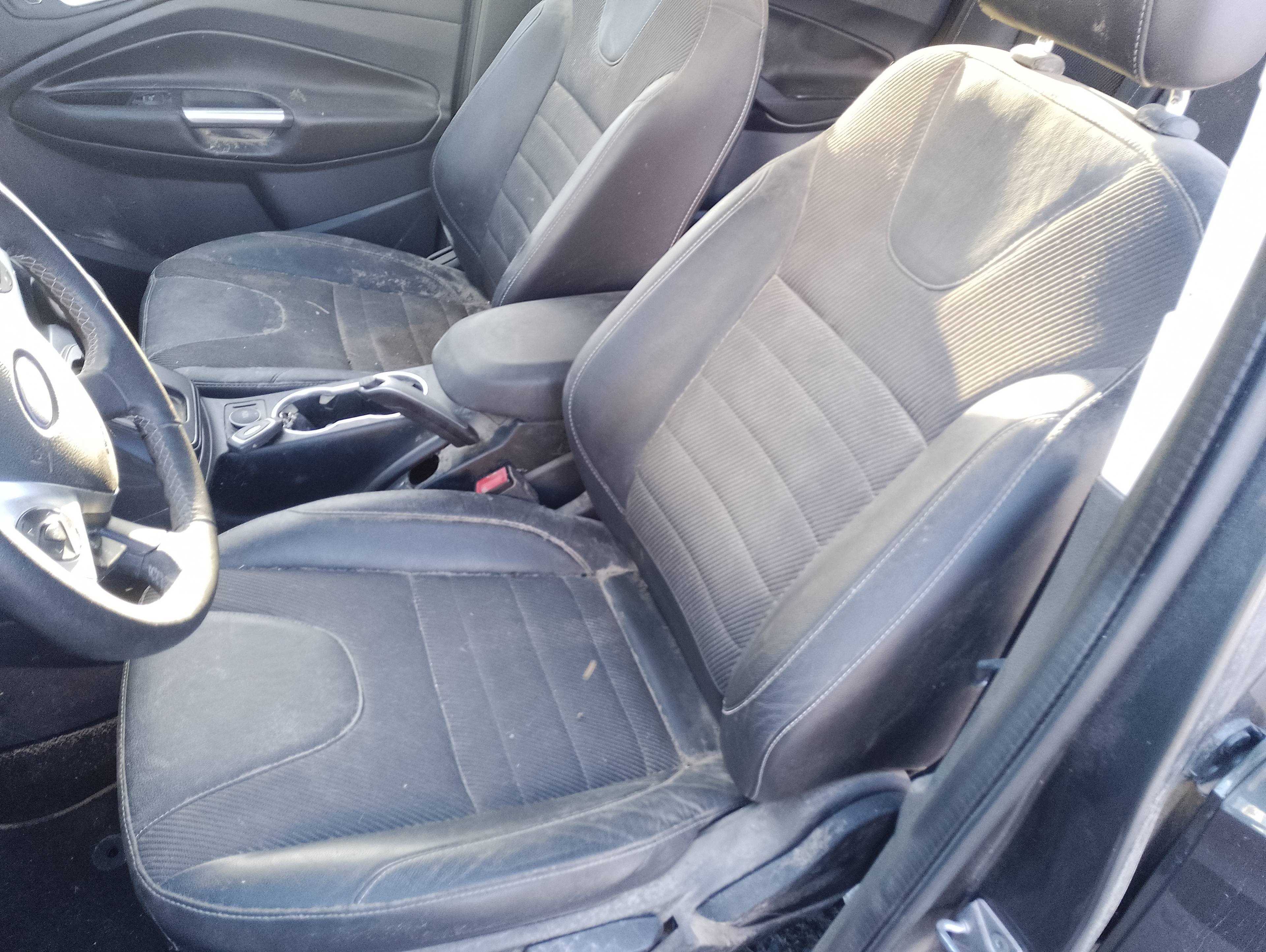 Recambio de asiento delantero izquierdo para ford kuga (cbs) st-line 2wd referencia OEM IAM   