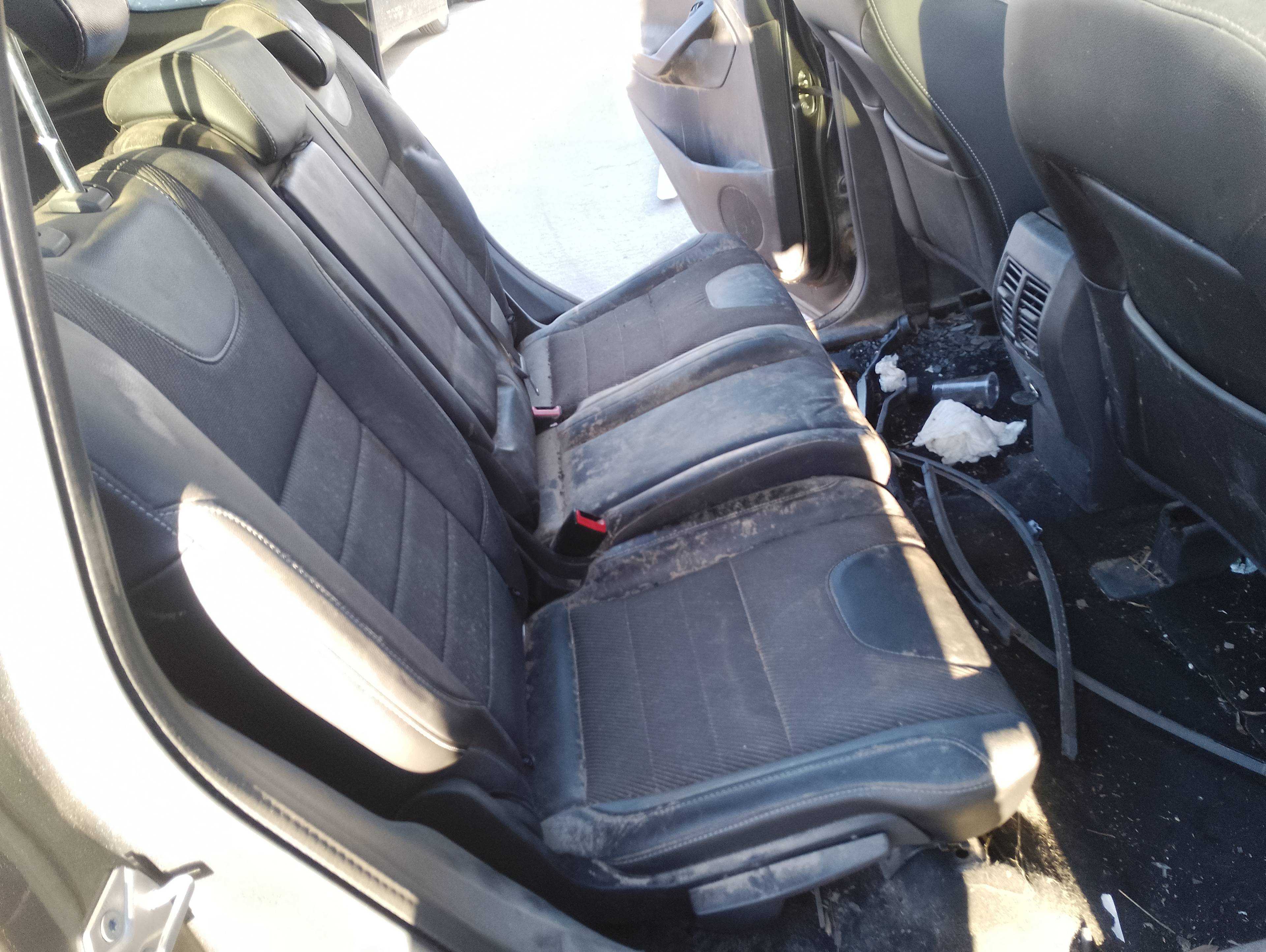 Recambio de asientos traseros para ford kuga (cbs) st-line 2wd referencia OEM IAM   