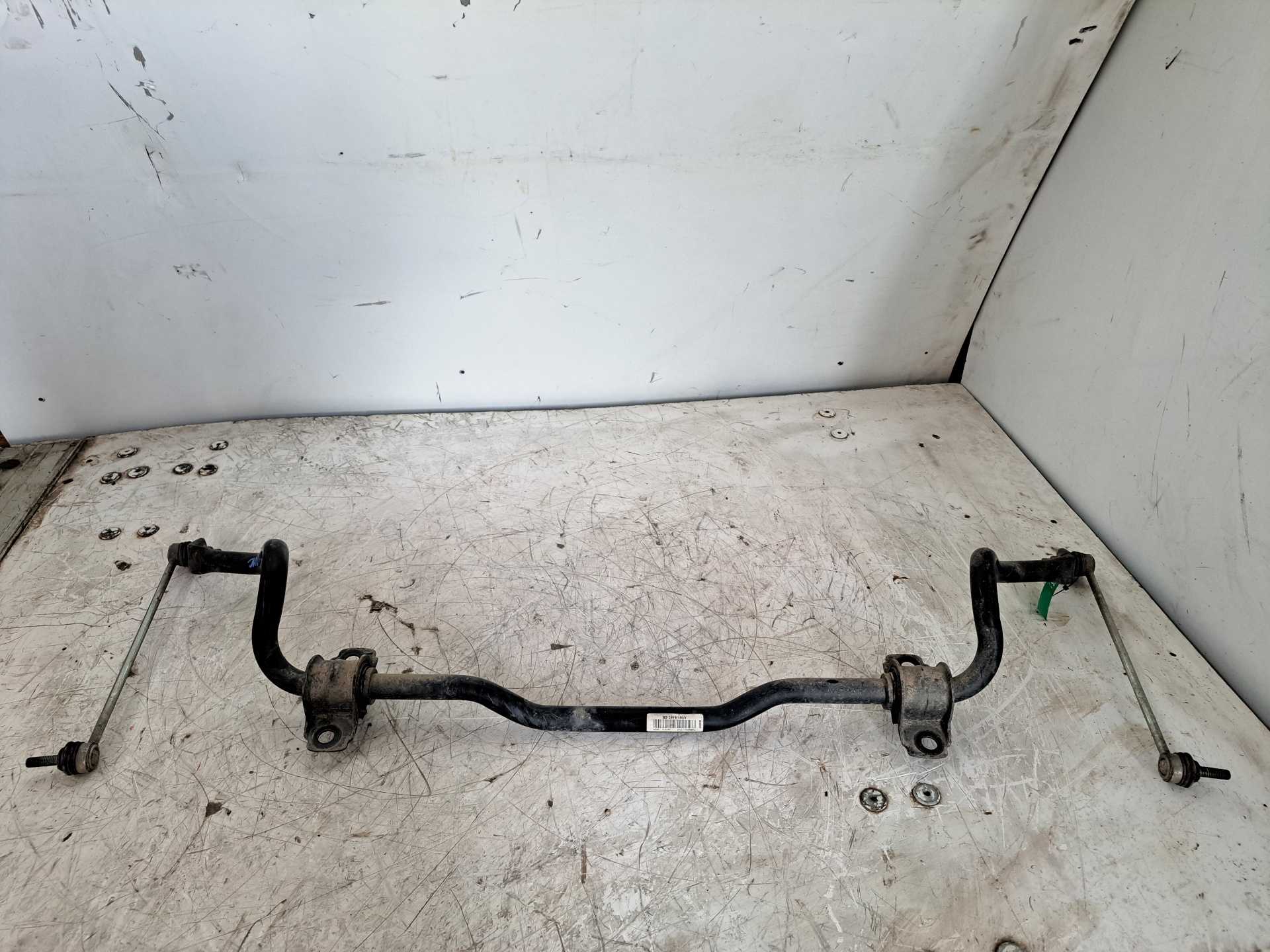 Recambio de barra estabilizadora delantera para ford kuga (cbs) st-line 2wd referencia OEM IAM AV615482EB  