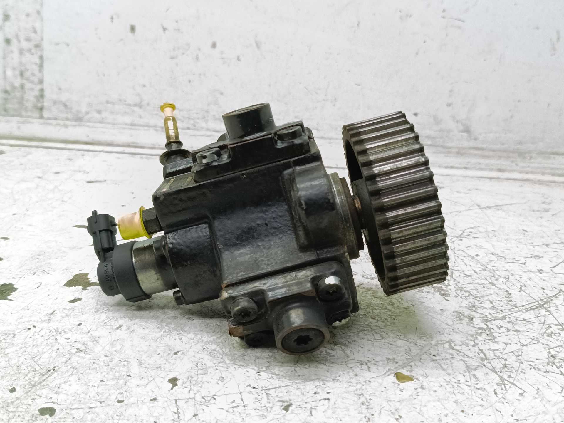 Recambio de bomba inyeccion para alfa romeo 159 (140) 1.9 jtdm 16v / selective referencia OEM IAM 0055198522 04455010130 