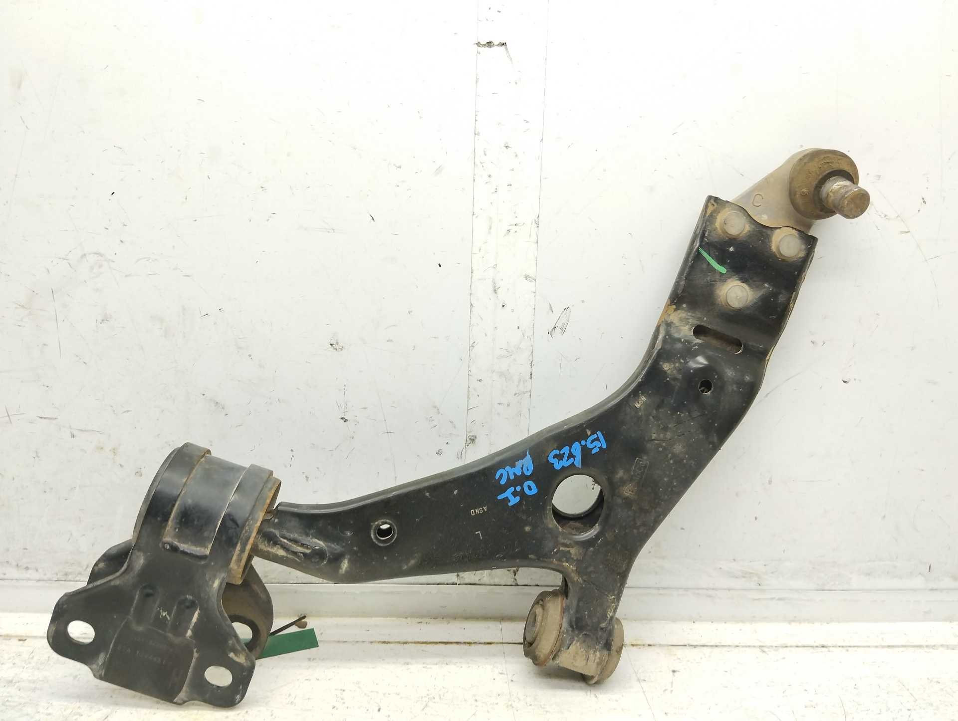 Recambio de brazo suspension inferior delantero izquierdo para ford kuga (cbs) st-line 2wd referencia OEM IAM CV613A262AAA  