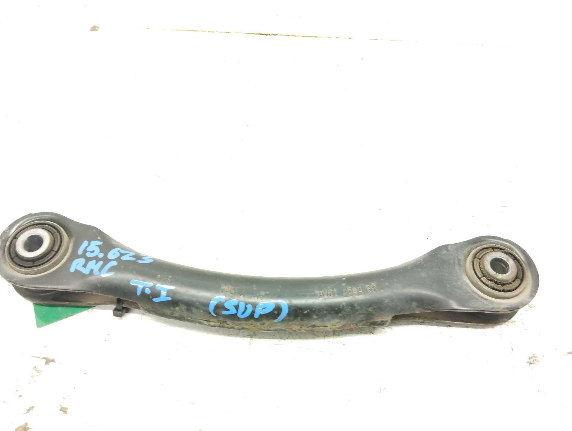 Recambio de brazo suspension superior trasero izquierdo para ford kuga (cbs) st-line 2wd referencia OEM IAM BV615500BB  