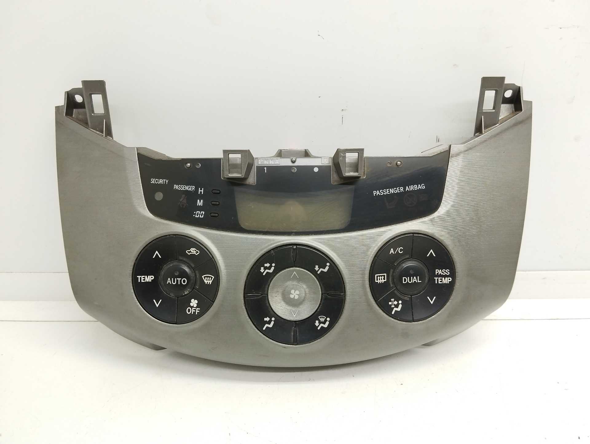 Recambio de mando climatizador para toyota rav 4 (a3) executive referencia OEM IAM 4554202020 4559432060 