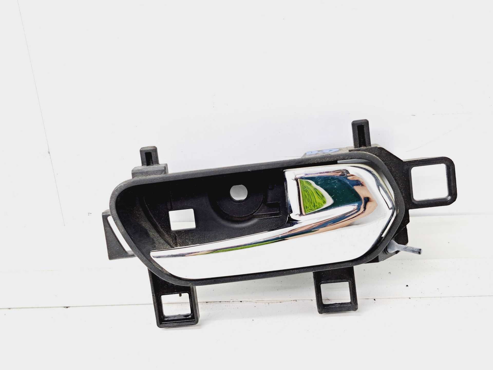 Recambio de maneta interior delantera derecha para nissan micra v (k14) acenta referencia OEM IAM 806705FA6A P1006340 