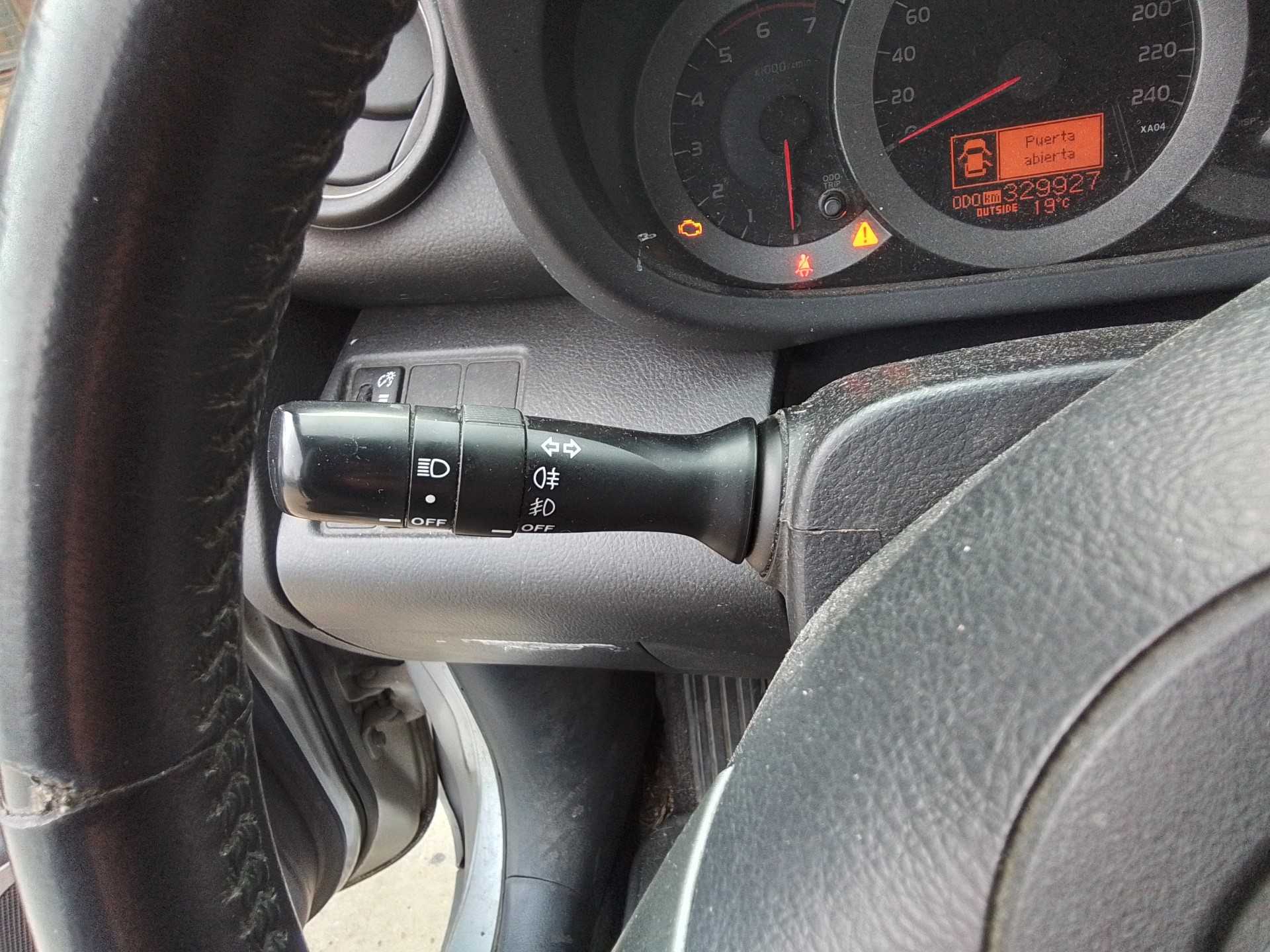 Recambio de mando intermitentes para toyota rav 4 (a3) executive referencia OEM IAM   