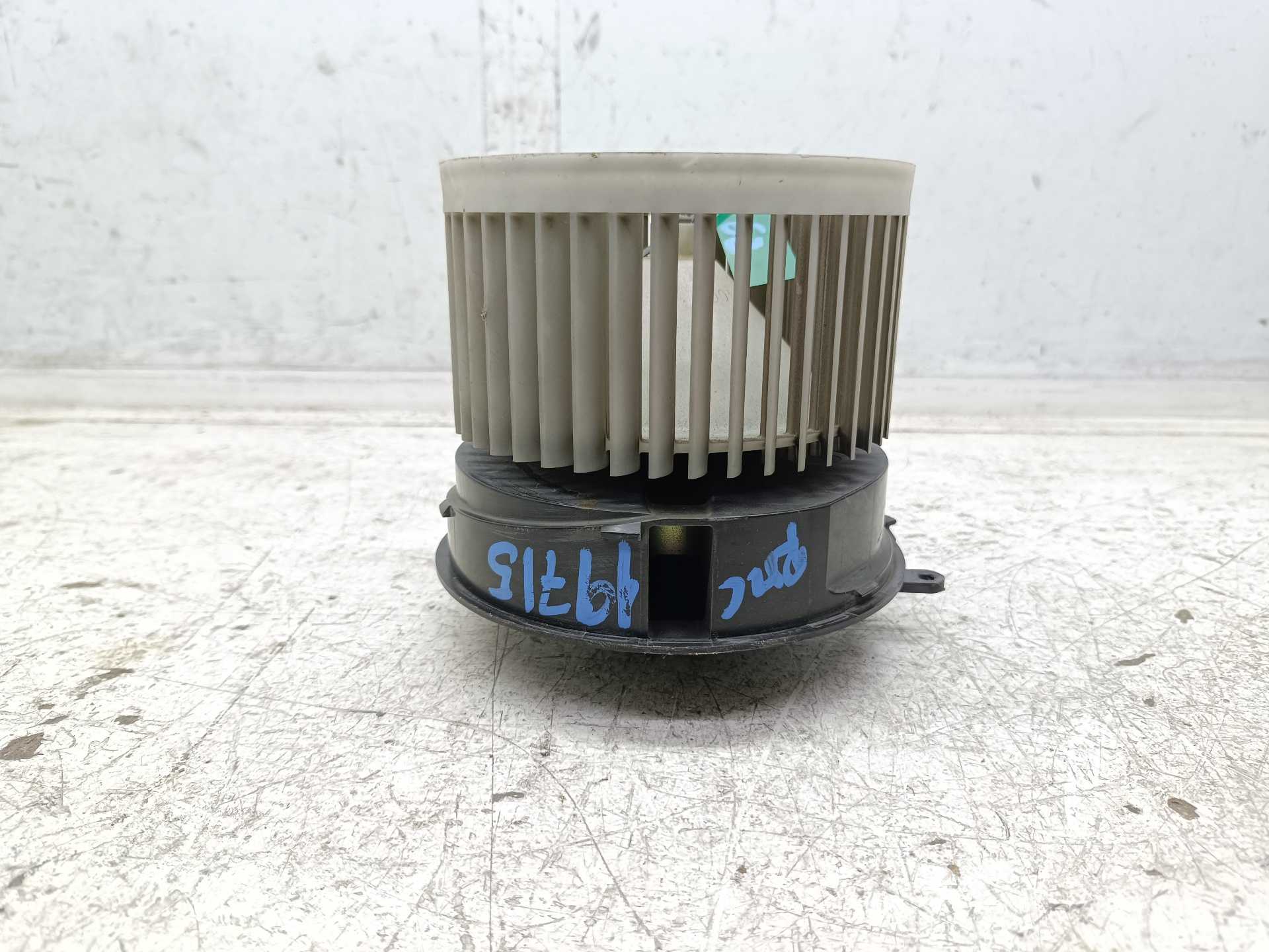 Recambio de motor calefaccion para nissan qashqai (j10) acenta referencia OEM IAM 27225ET10A  