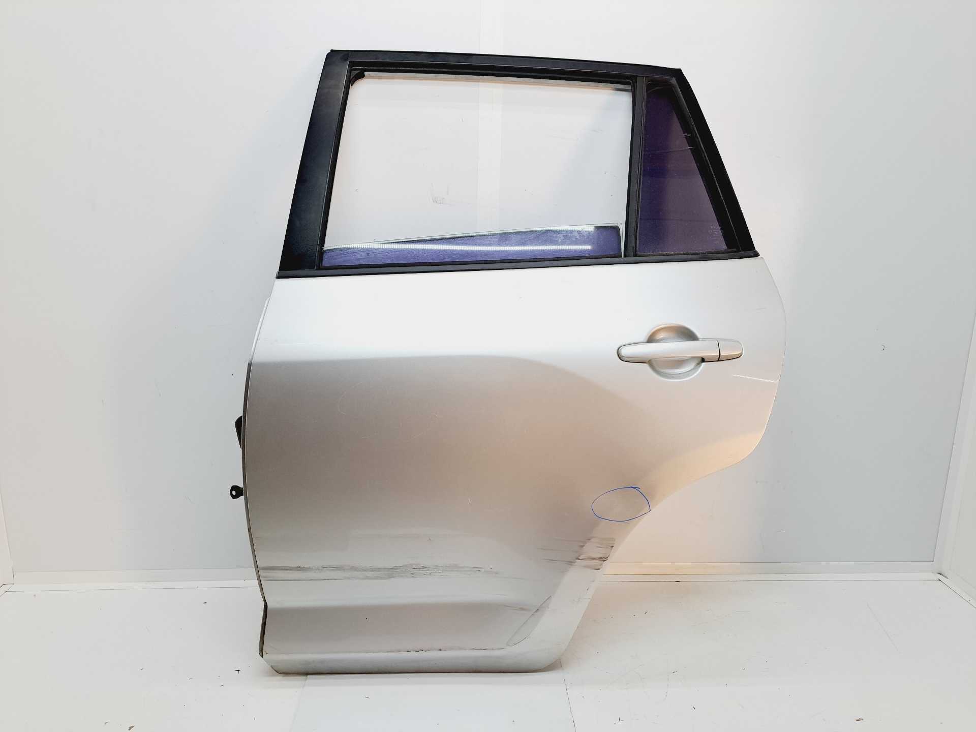 Recambio de puerta trasera izquierda para toyota rav 4 (a3) executive referencia OEM IAM   